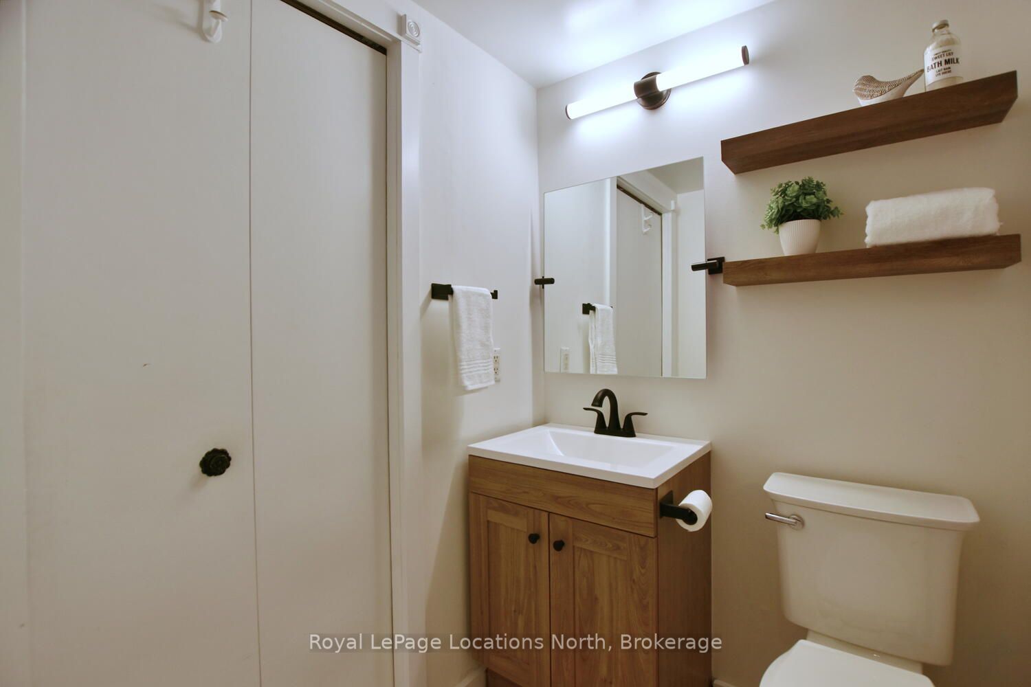 49 Trott Boulevard 176 Property Photo 28