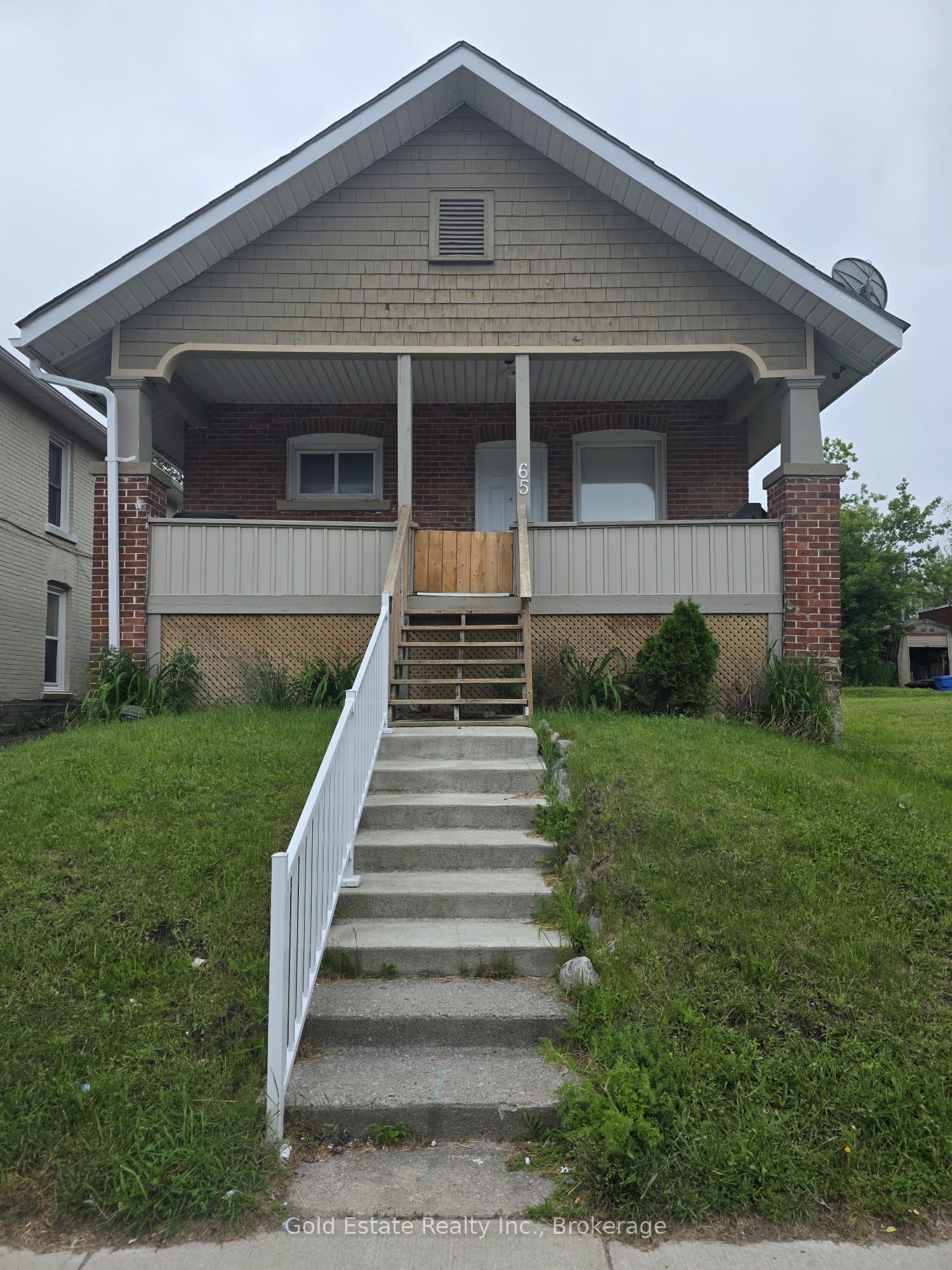 65 Front Street S Property Photo 1
