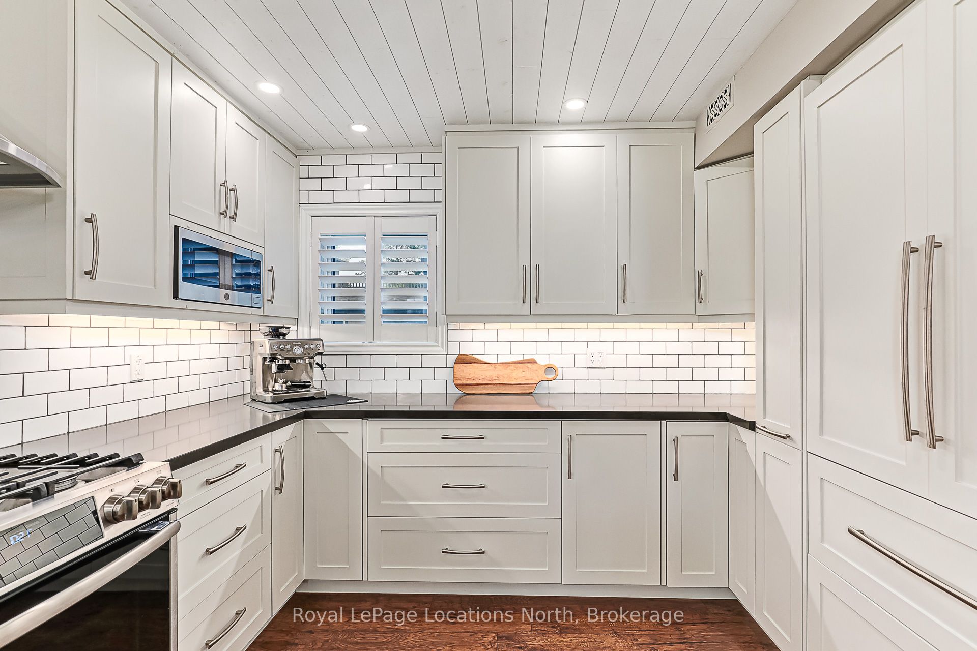 423 Mariners Way Property Photo 10