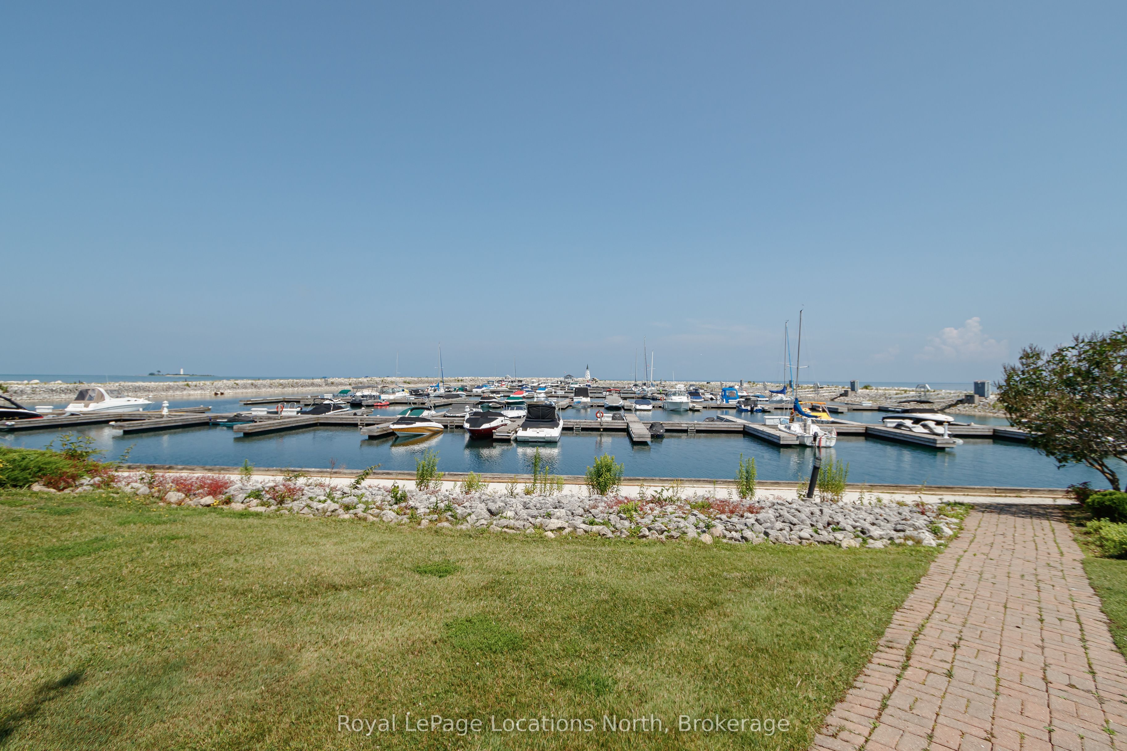 423 Mariners Way Property Photo 31