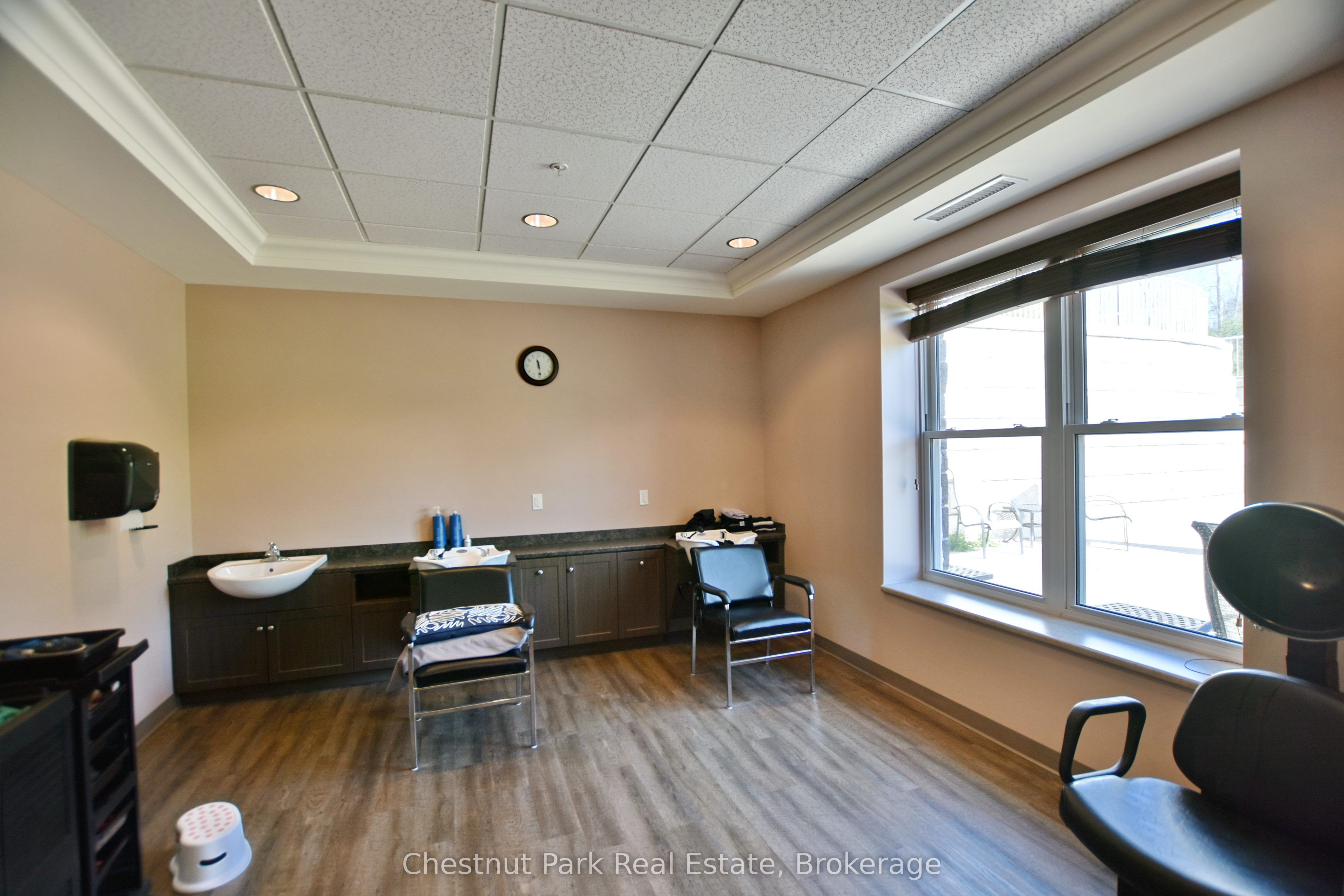 18 Sutton Lane Property Photo 39