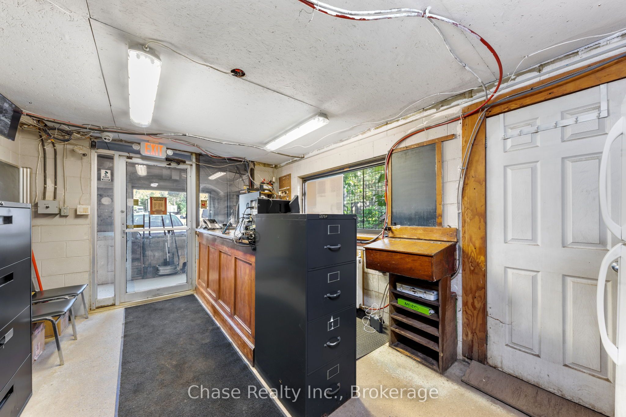 1750 Golf Link Road Property Photo 6