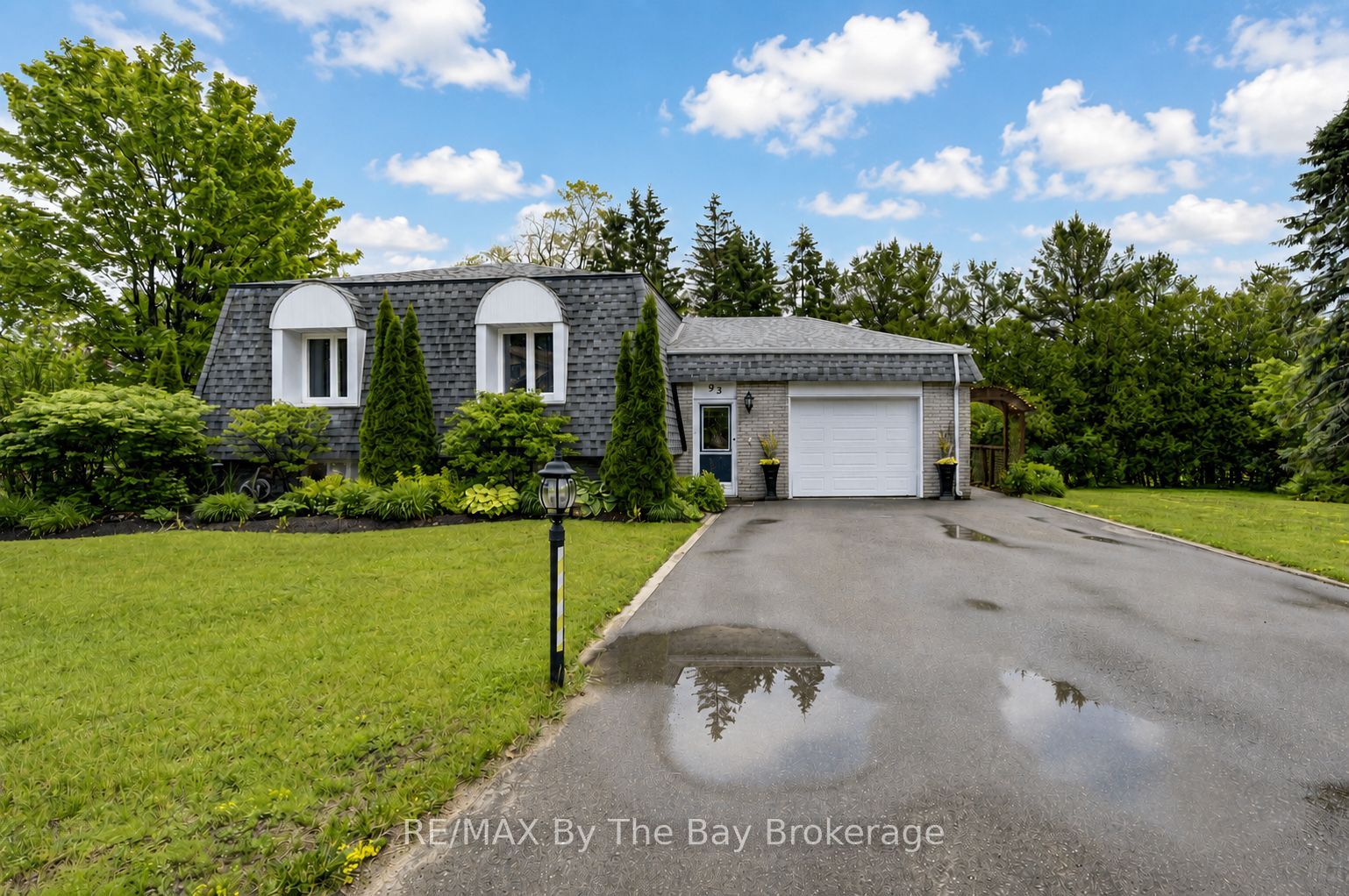 93 Frederick Dr S/s Drive Property Photo 1