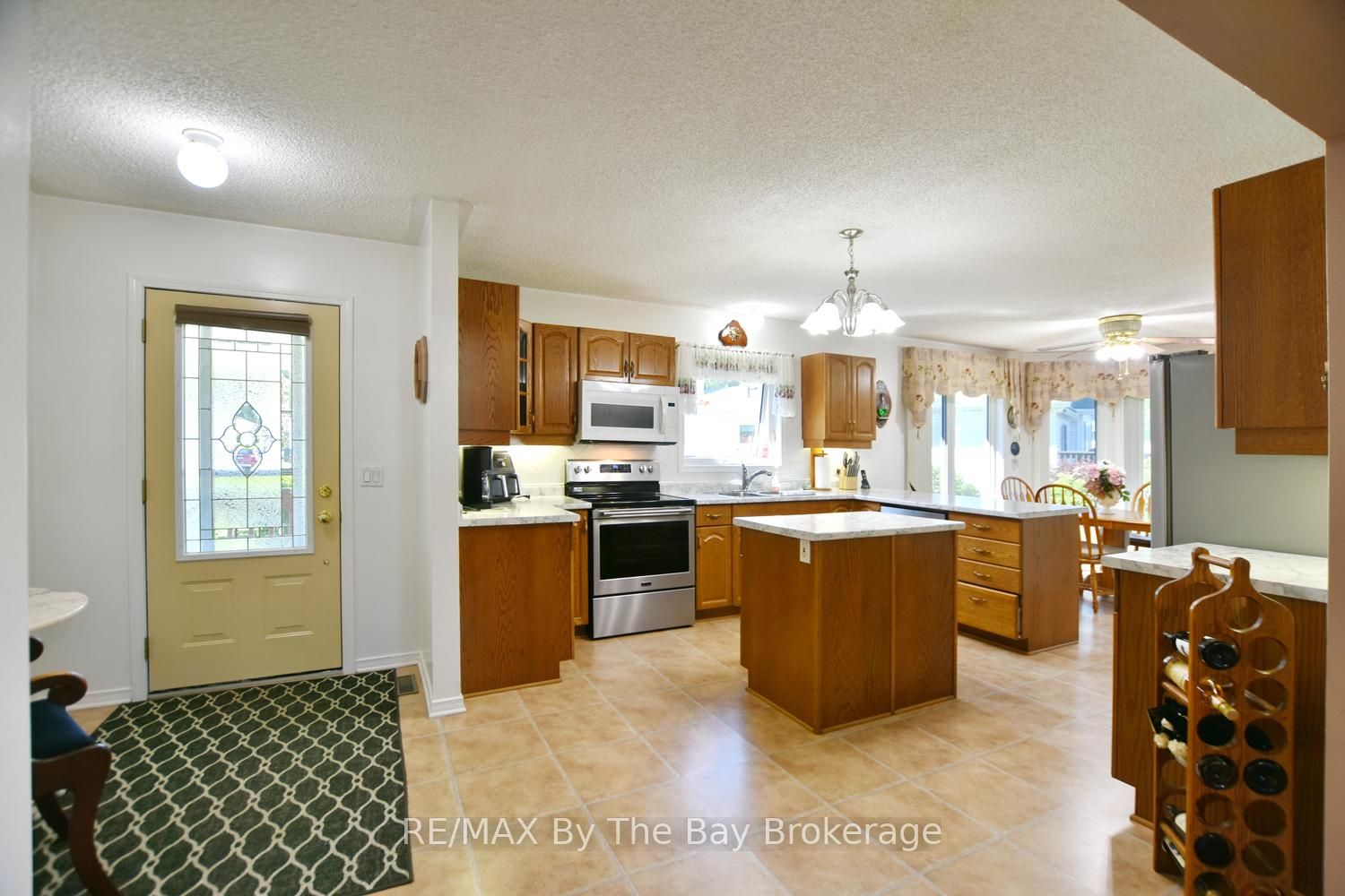 12 Indiana Avenue Property Photo 8
