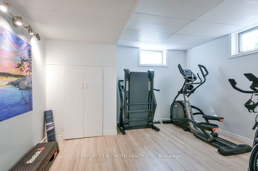 1078 Sunnidale Road Property Photo 34