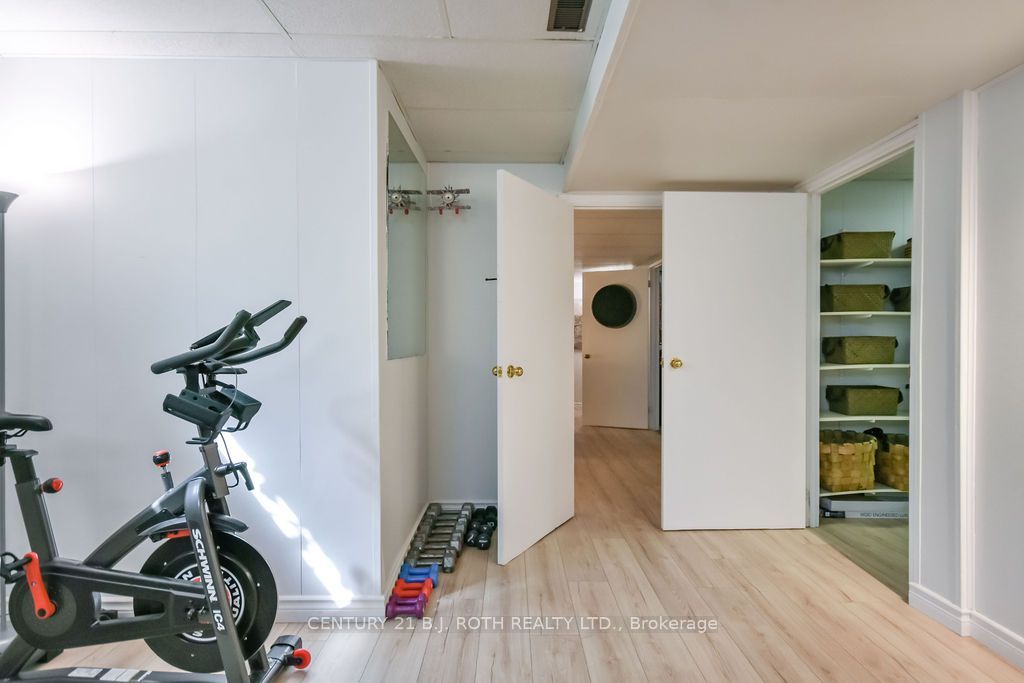 1078 Sunnidale Road Property Photo 35