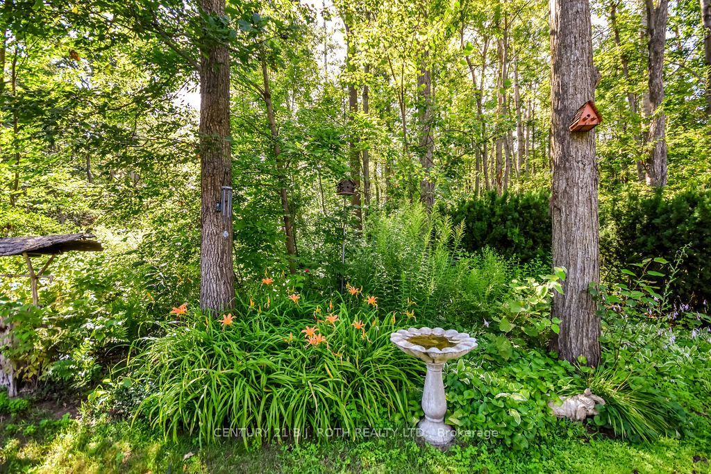 1078 Sunnidale Road Property Photo 44