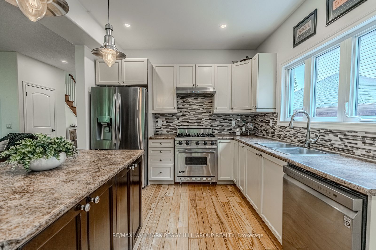 11 Oakmont Avenue Property Photo 7