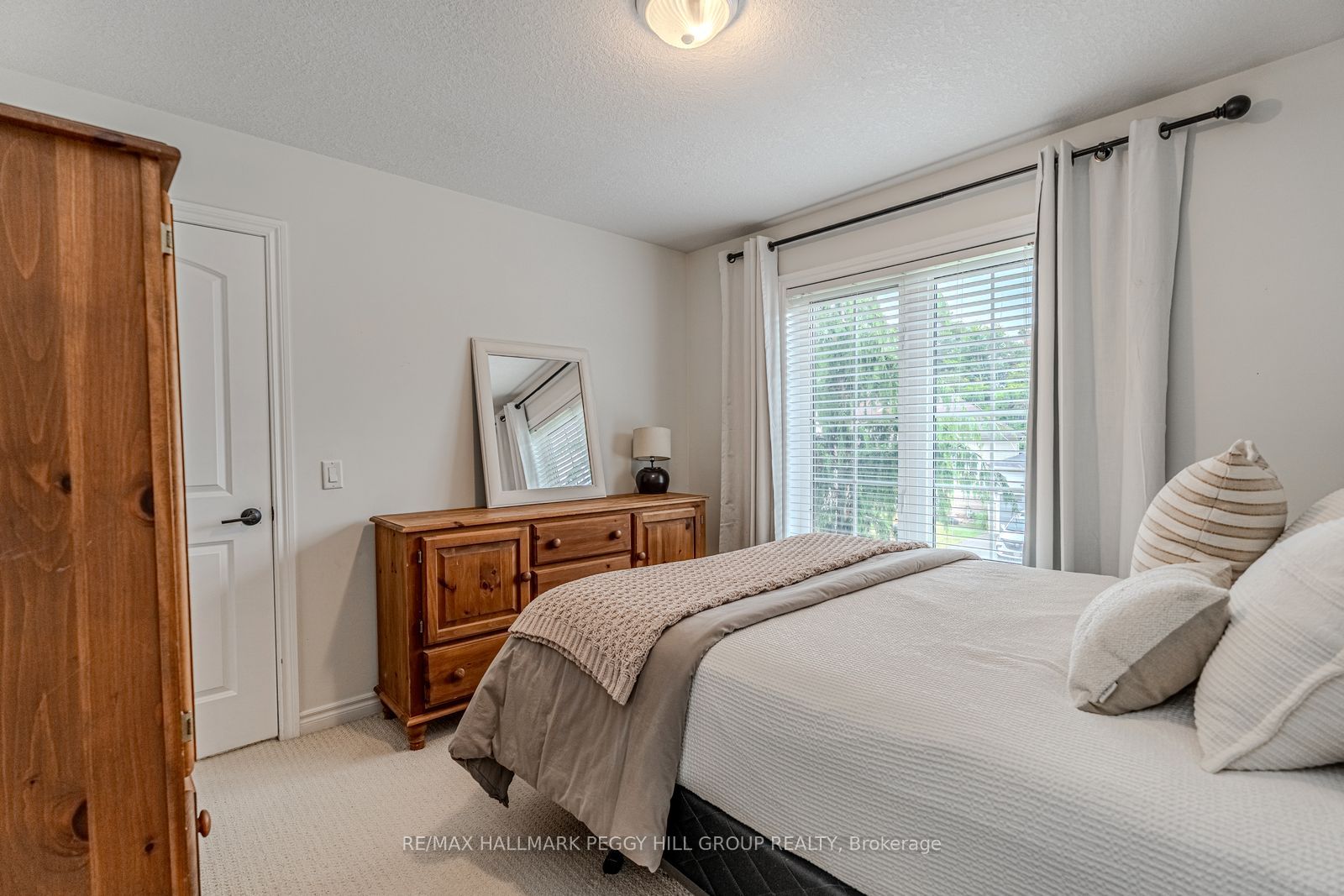 11 Oakmont Avenue Property Photo 11