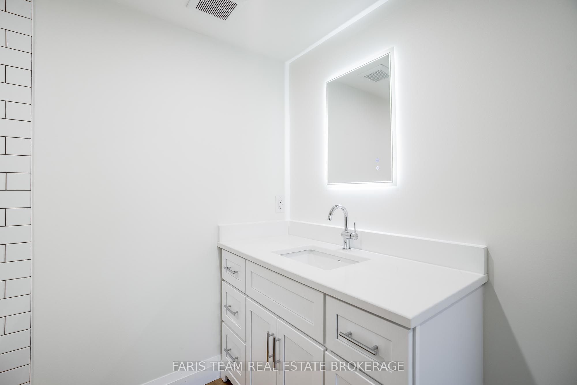 45 Sheppard Street Property Photo 33