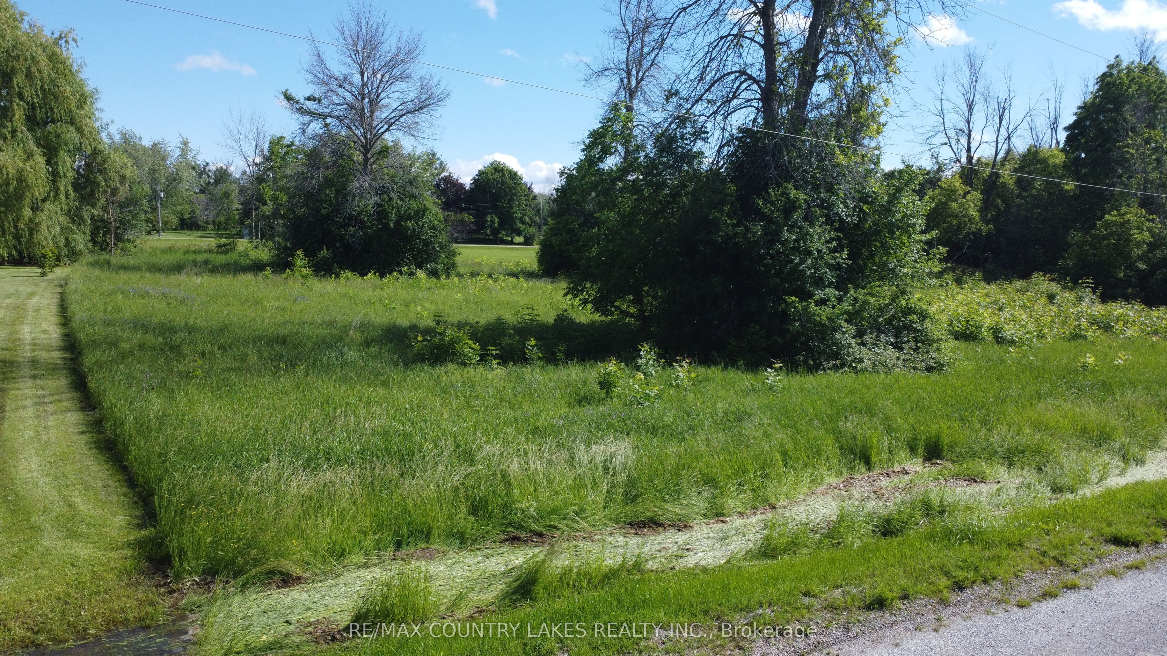 2889 Sunset Drive Property Photo 2