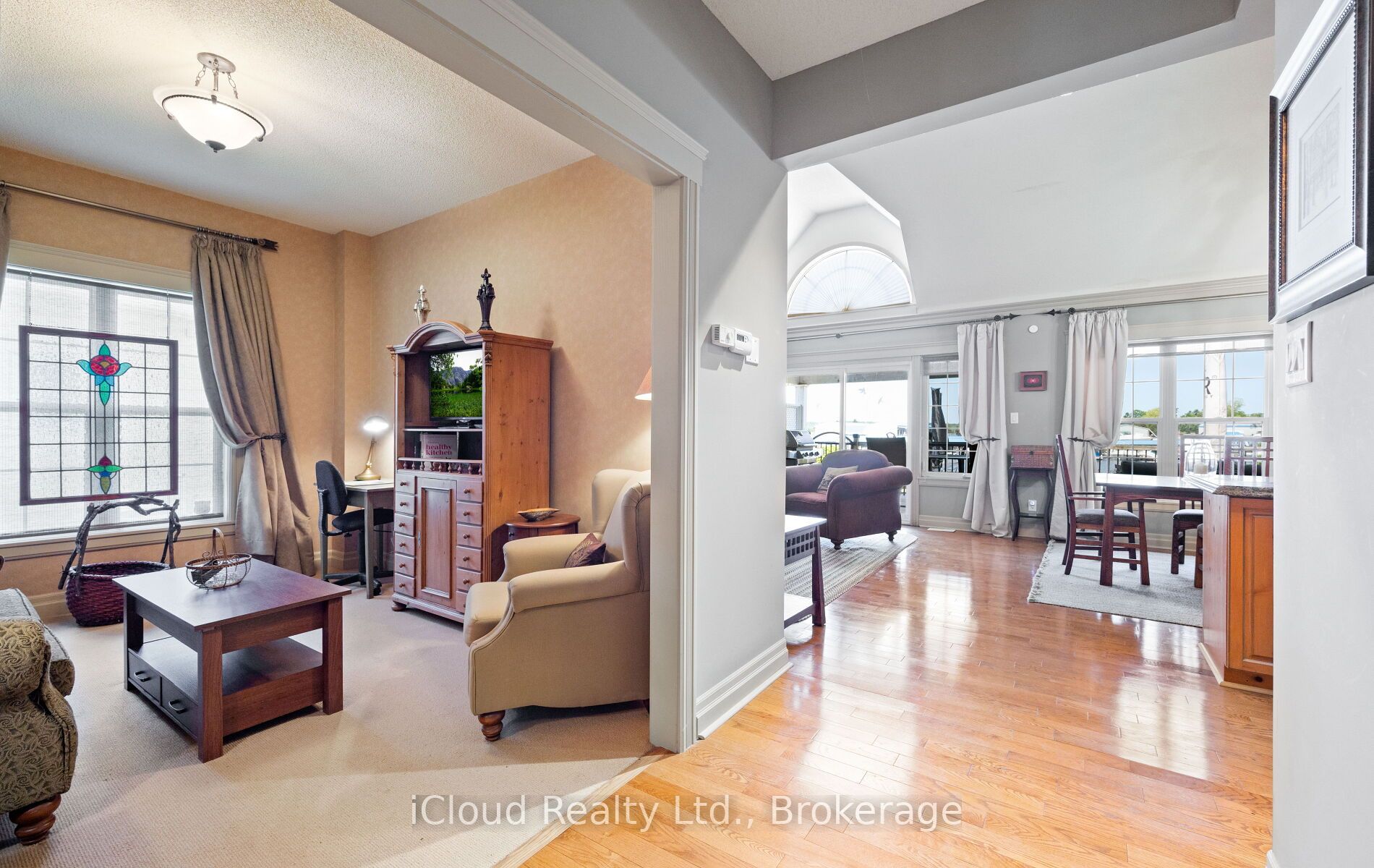 104 Wycliffe Cove Property Photo 11