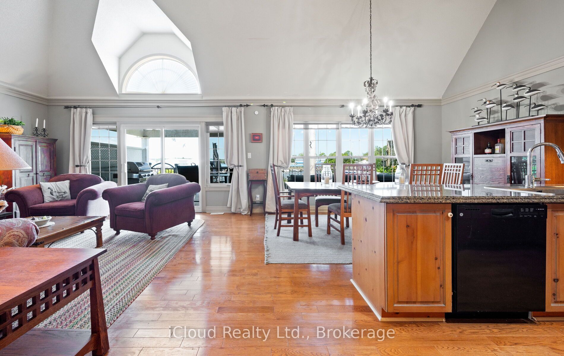 104 Wycliffe Cove Property Photo 14
