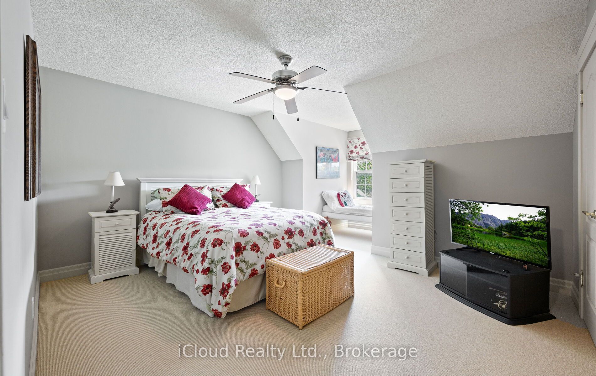 104 Wycliffe Cove Property Photo 32