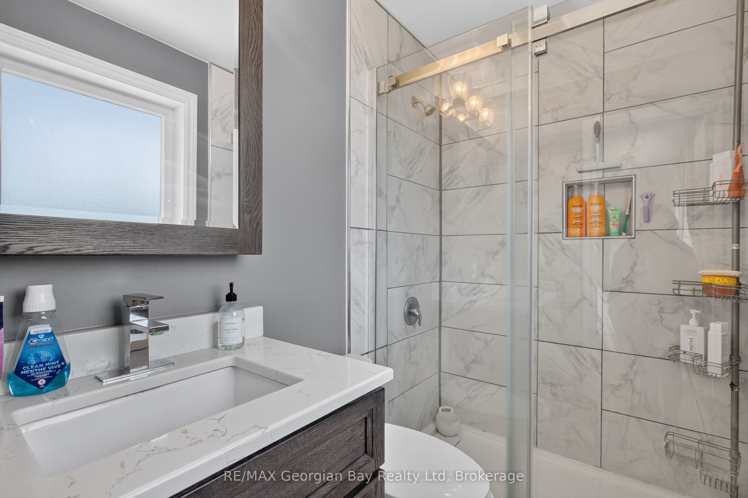 1005 Dina Crescent Property Photo 15