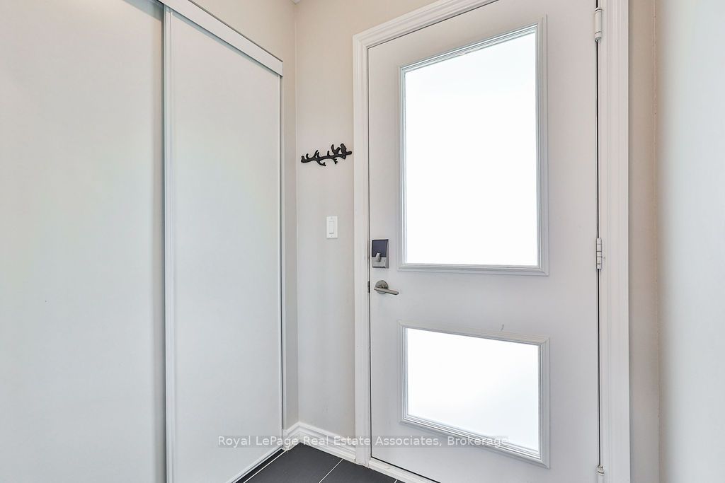 4 Anchorage Crescent 302 Property Photo 4