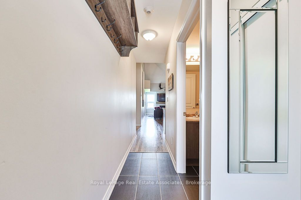 4 Anchorage Crescent 302 Property Photo 5