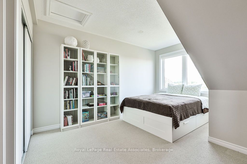 4 Anchorage Crescent 302 Property Photo 25