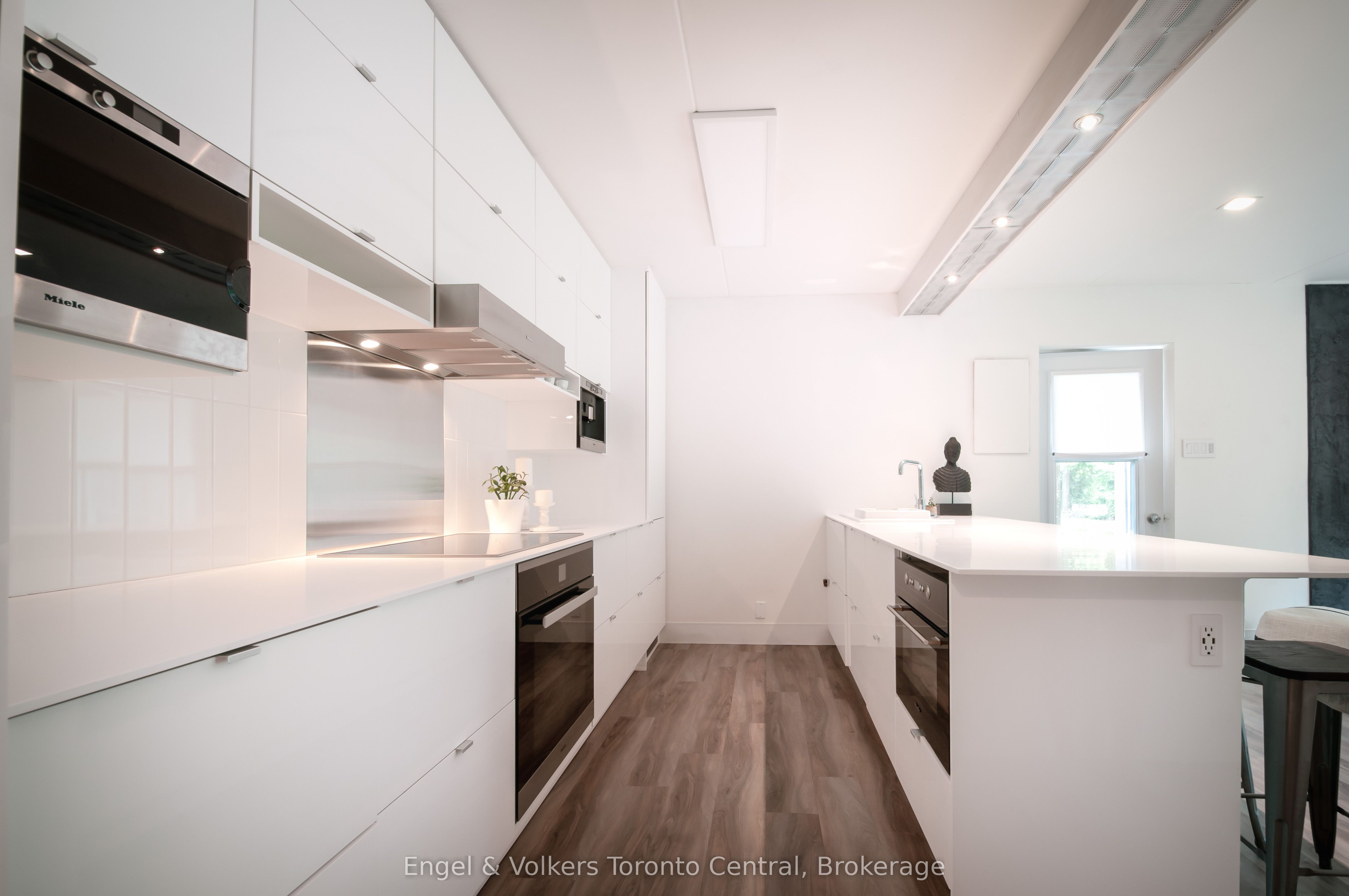 19 DAWSON Drive 50 Property Photo 1
