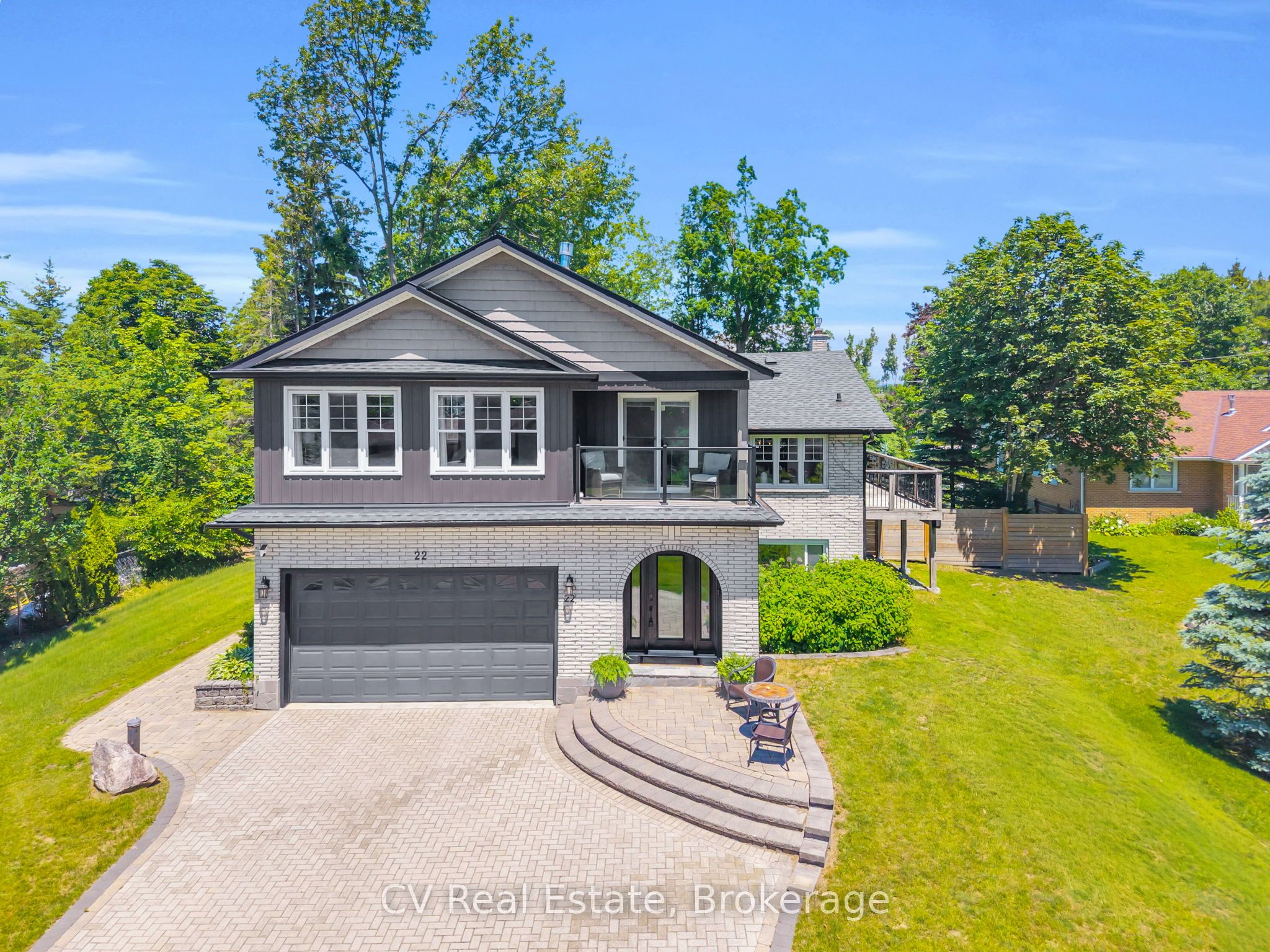 22 Baycrest Drive Property Photo 4