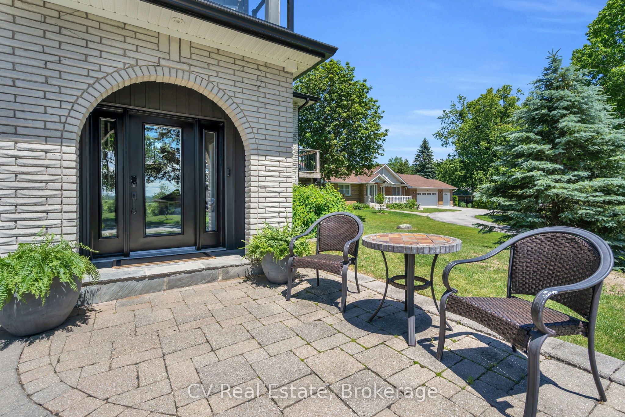 22 Baycrest Drive Property Photo 6