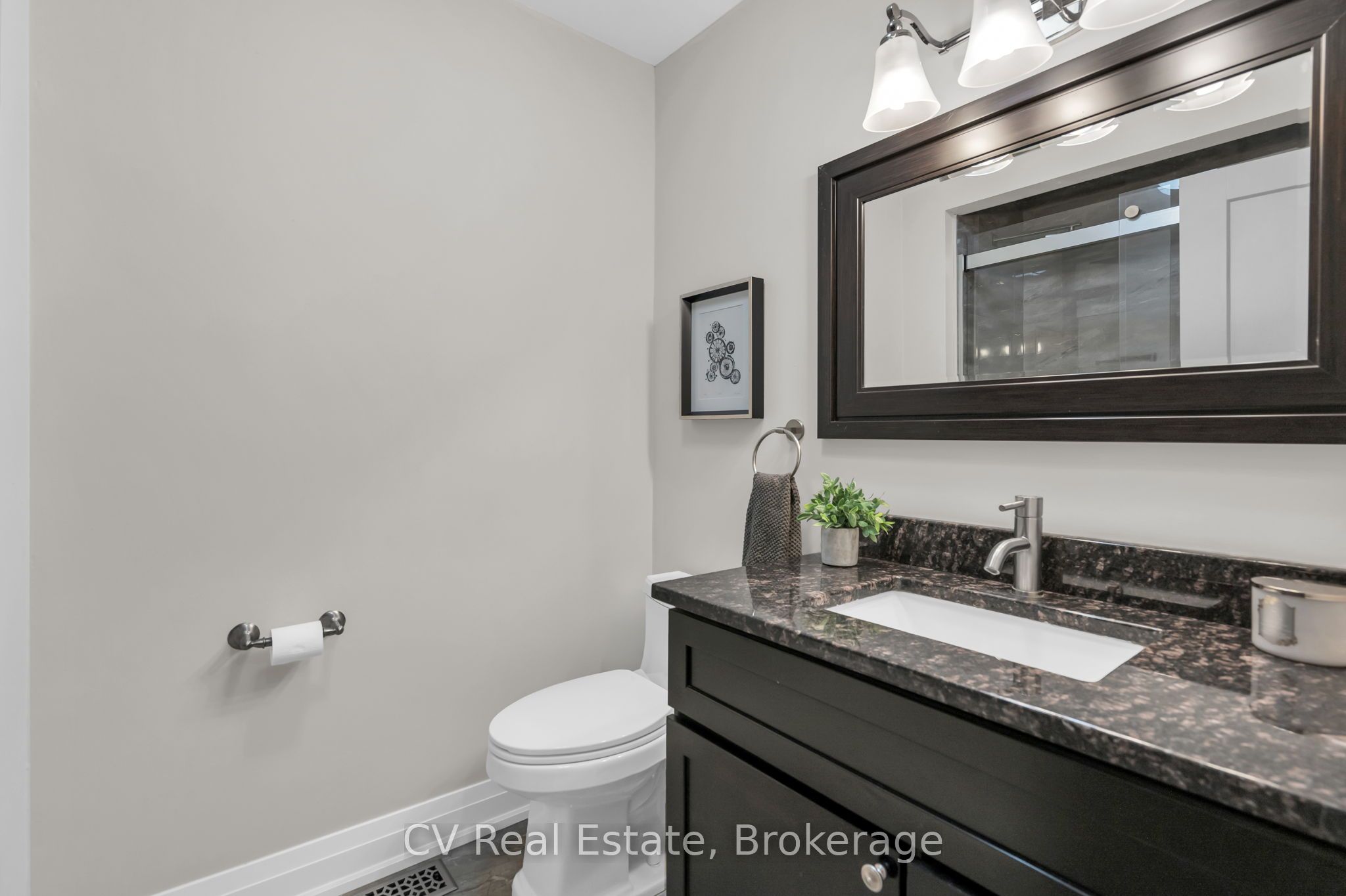 22 Baycrest Drive Property Photo 20