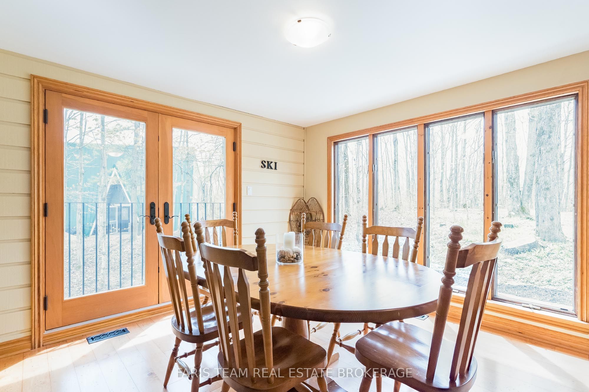 46 Huronwoods Drive Property Photo 13