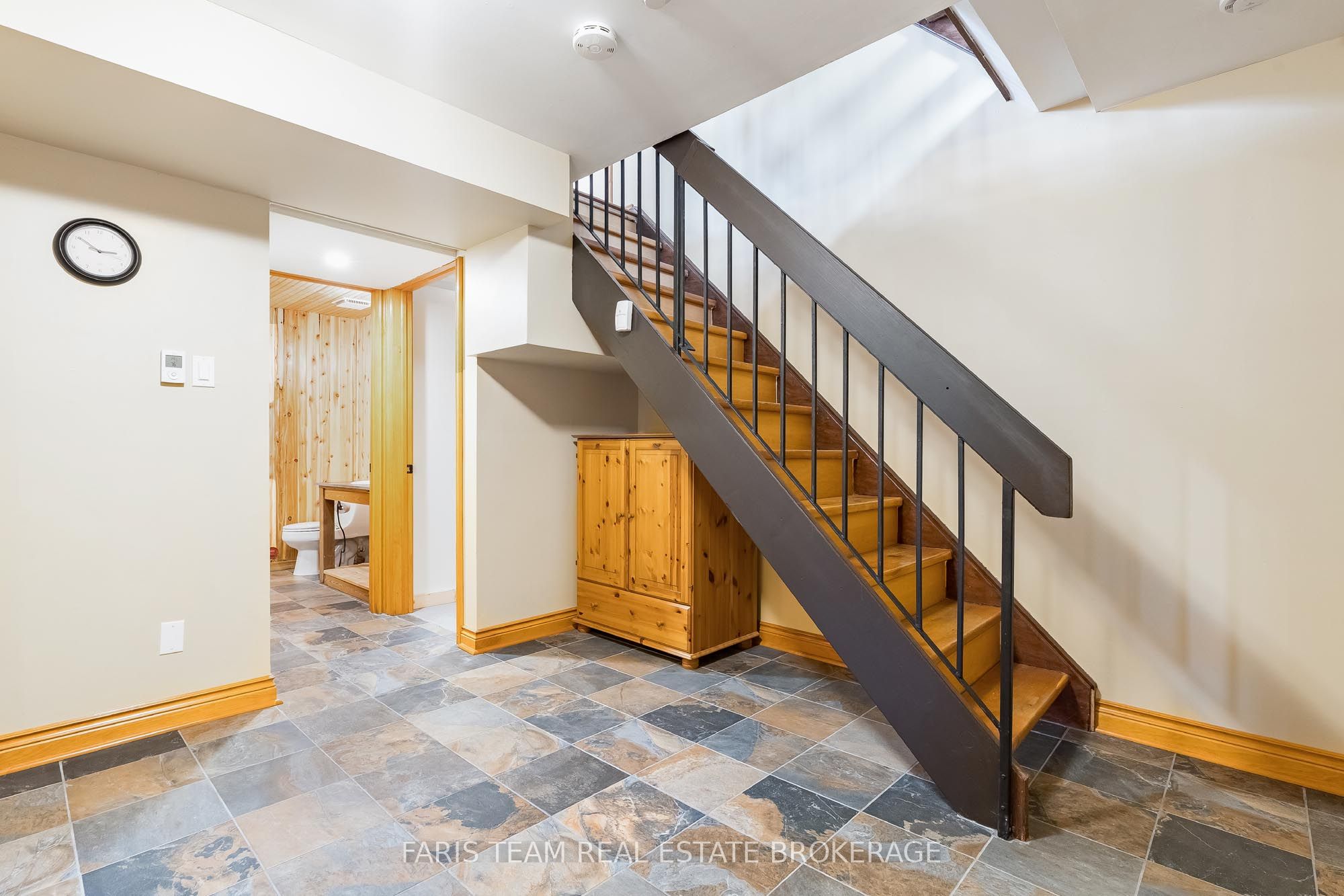 46 Huronwoods Drive Property Photo 30