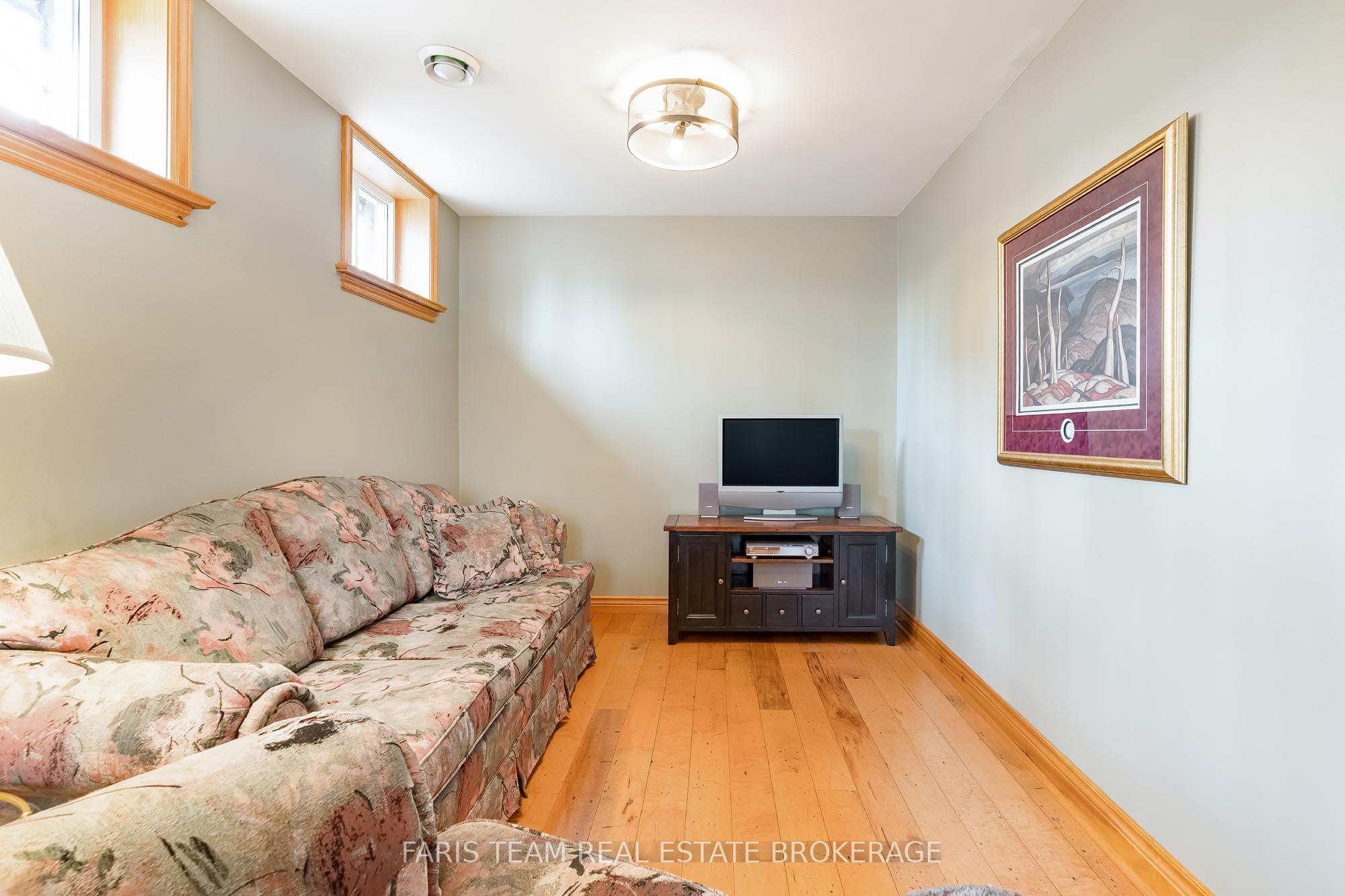 46 Huronwoods Drive Property Photo 31