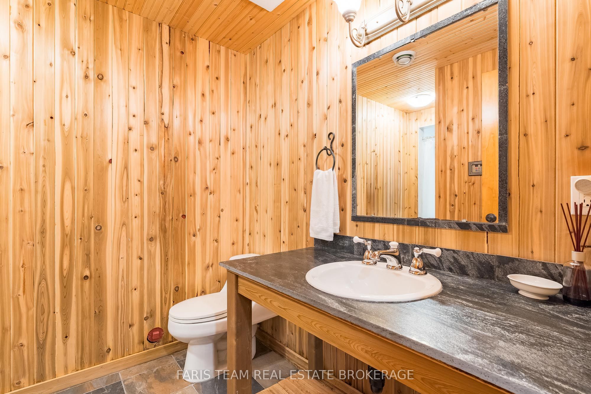 46 Huronwoods Drive Property Photo 34