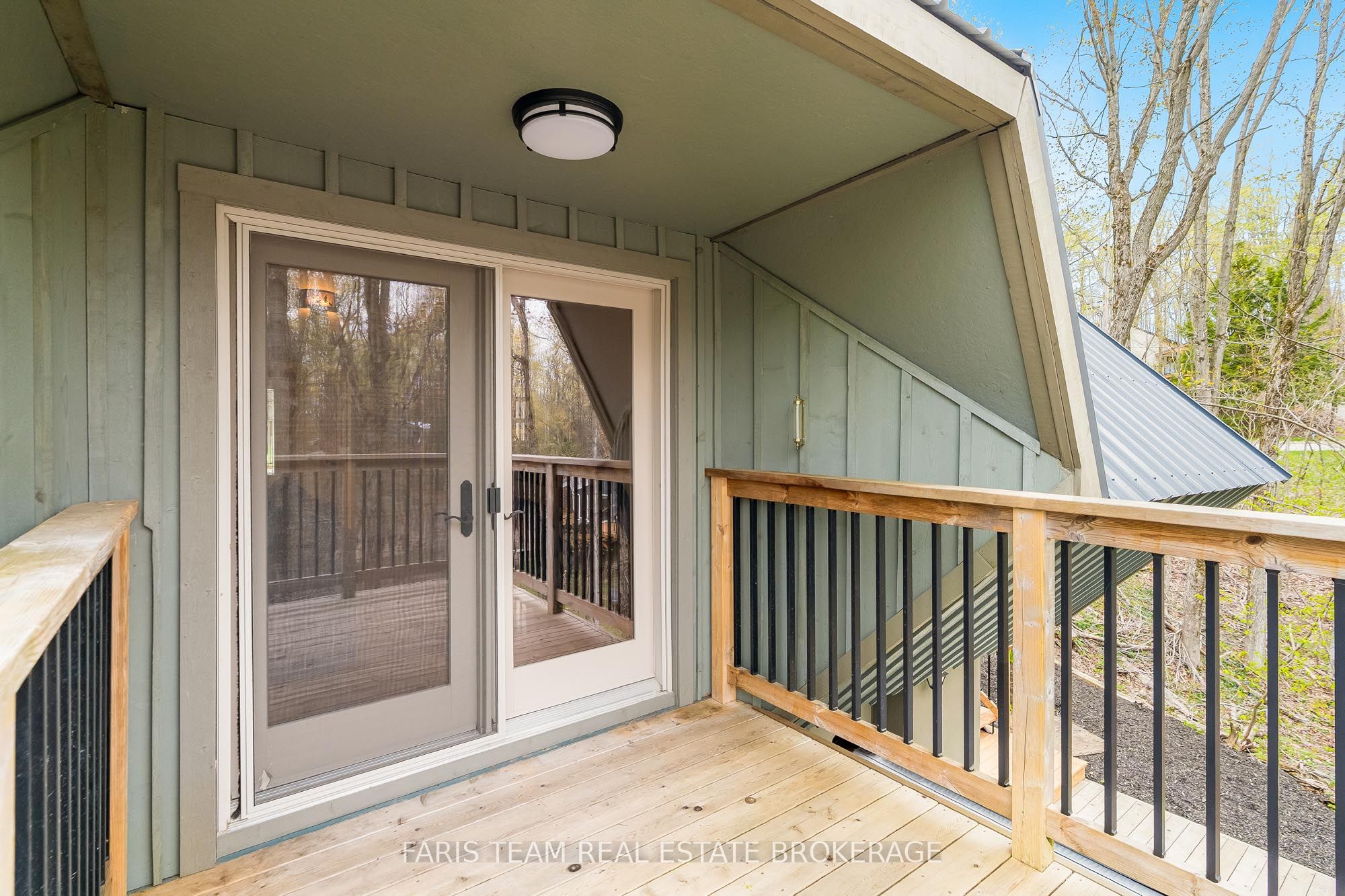 46 Huronwoods Drive Property Photo 37
