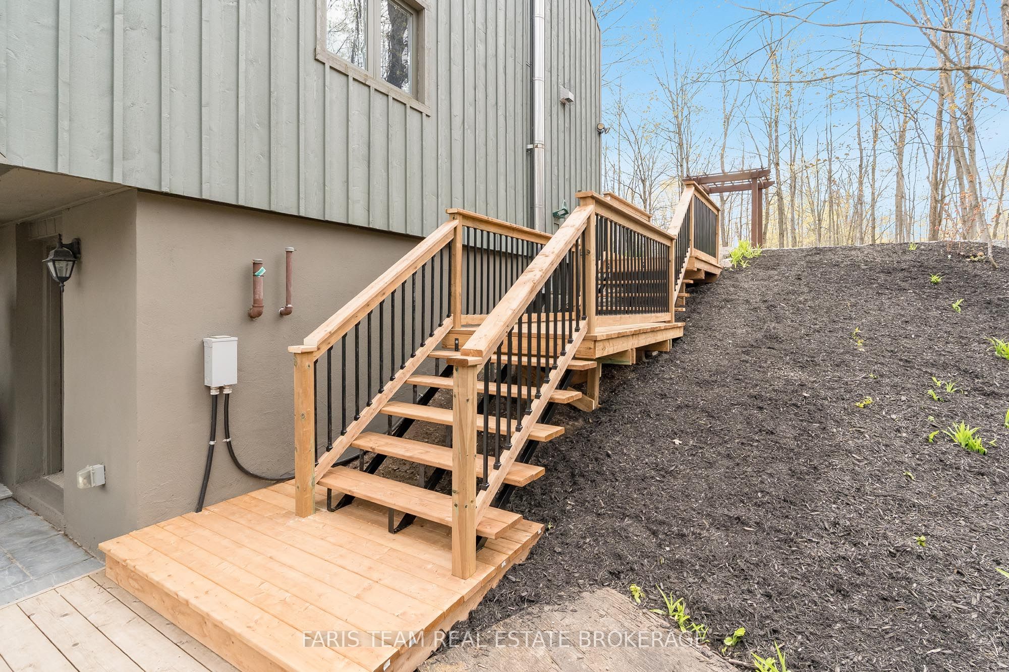 46 Huronwoods Drive Property Photo 42