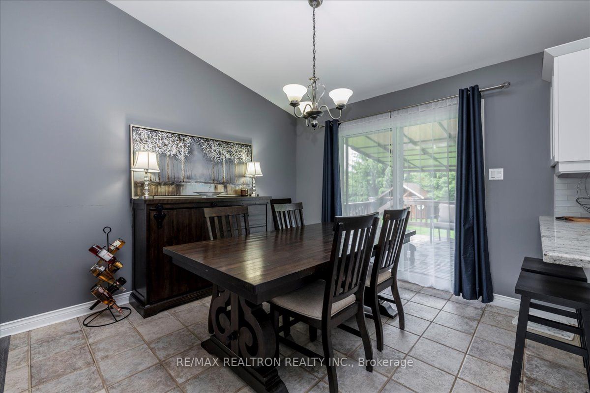 4 Templeton Drive Property Photo 7