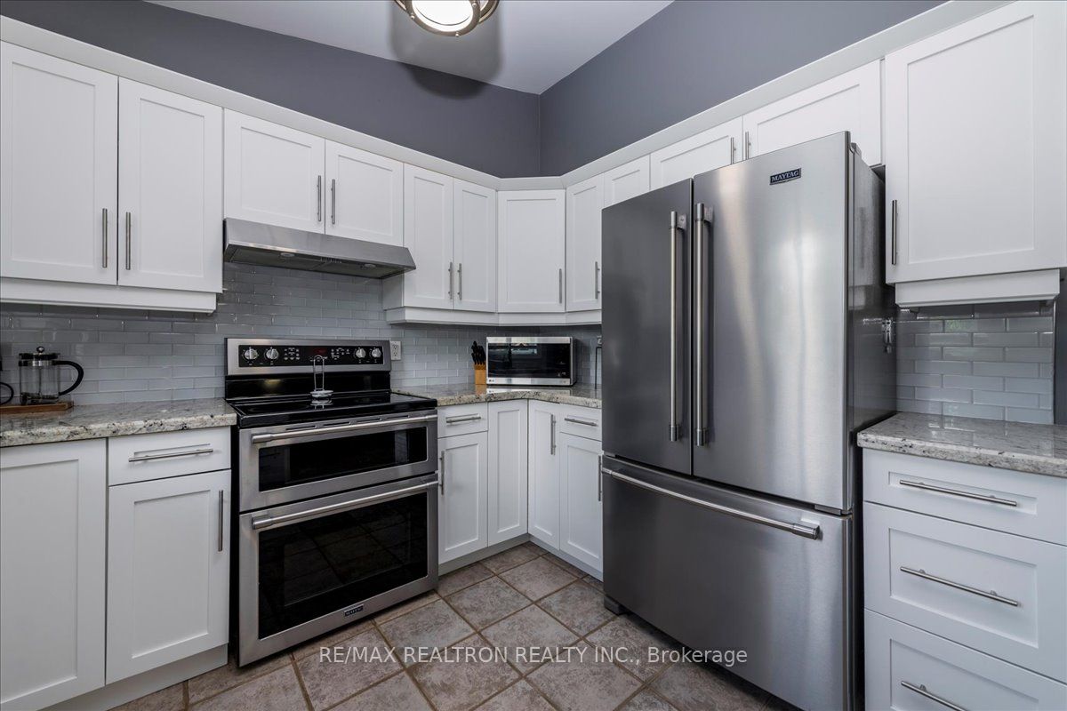 4 Templeton Drive Property Photo 11