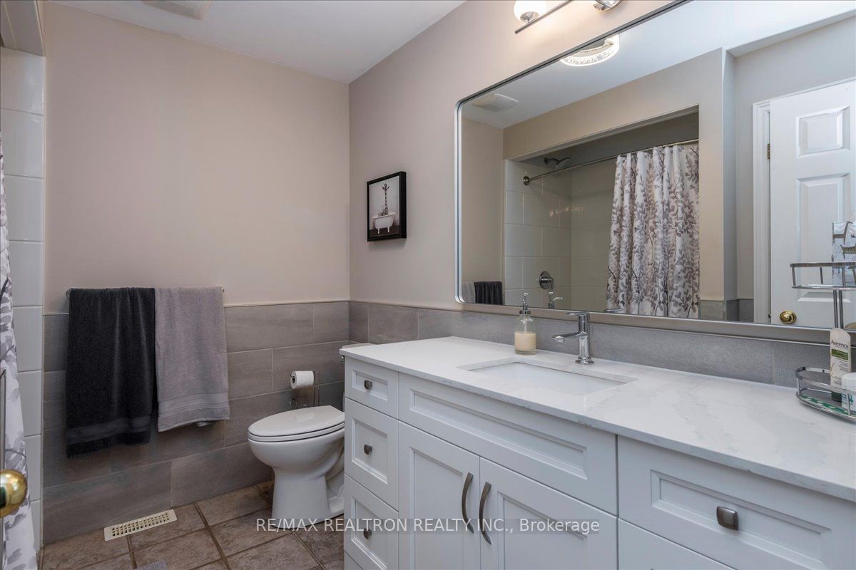 4 Templeton Drive Property Photo 17