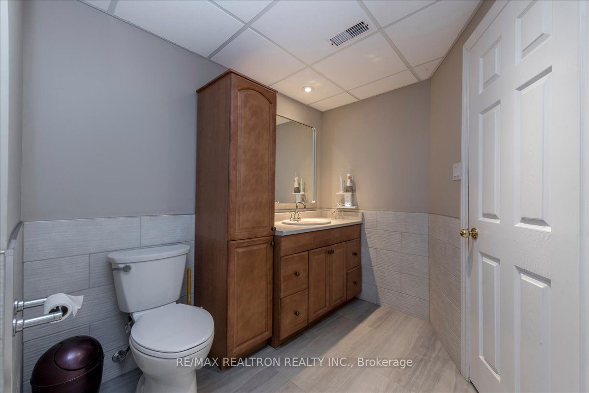 4 Templeton Drive Property Photo 25