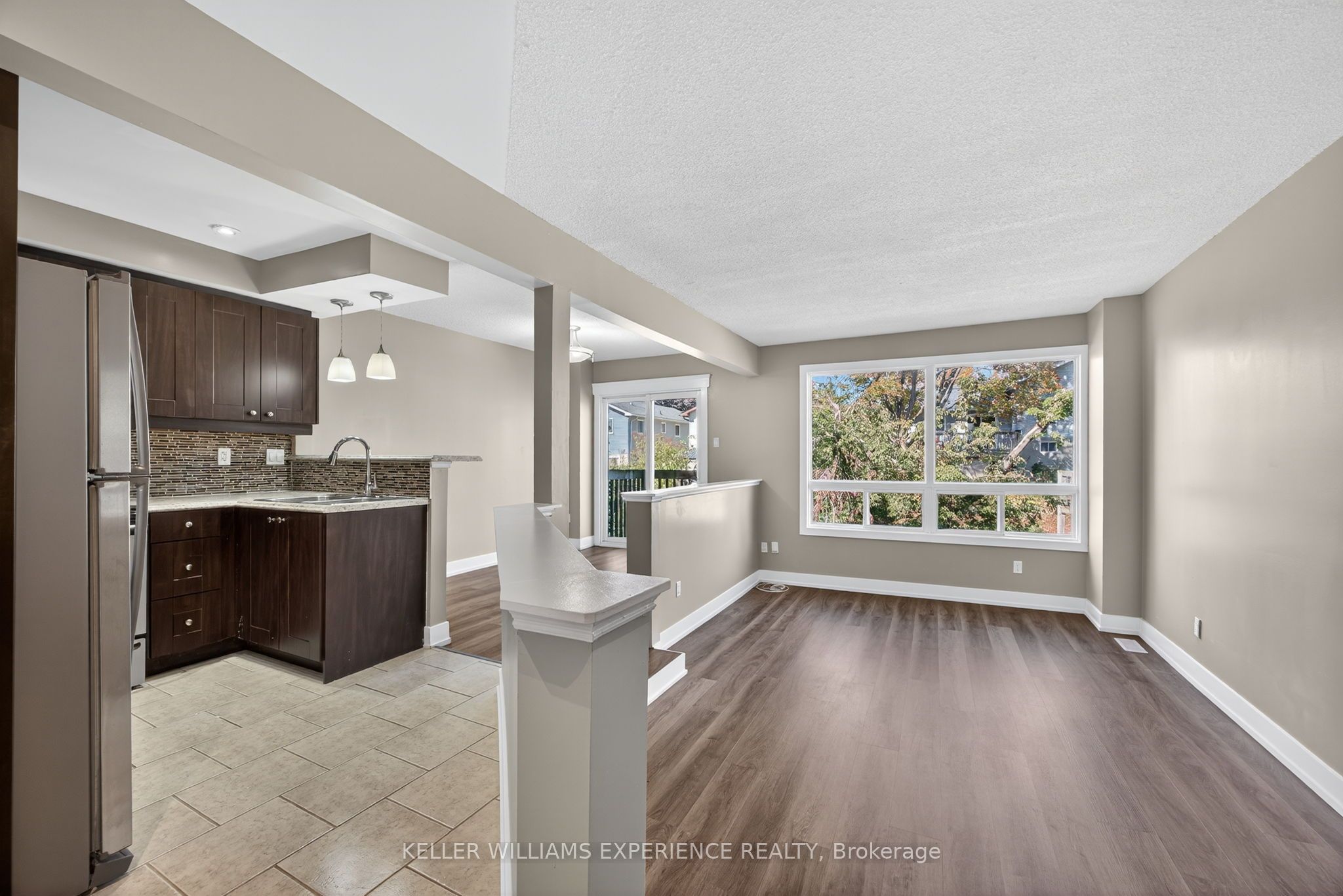 12 Lankin Boulevard #22 Property Photo 6