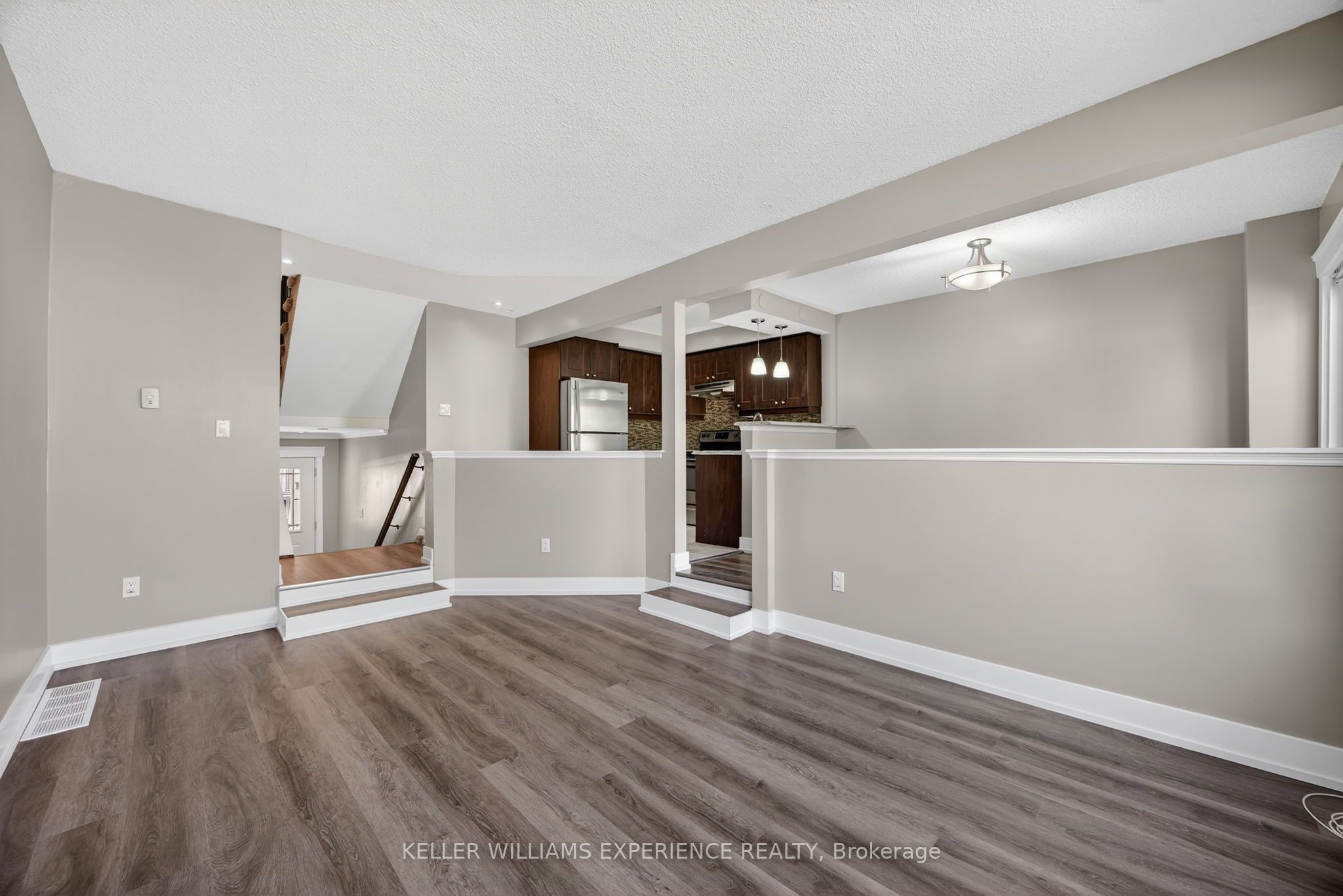 12 Lankin Boulevard #22 Property Photo 9