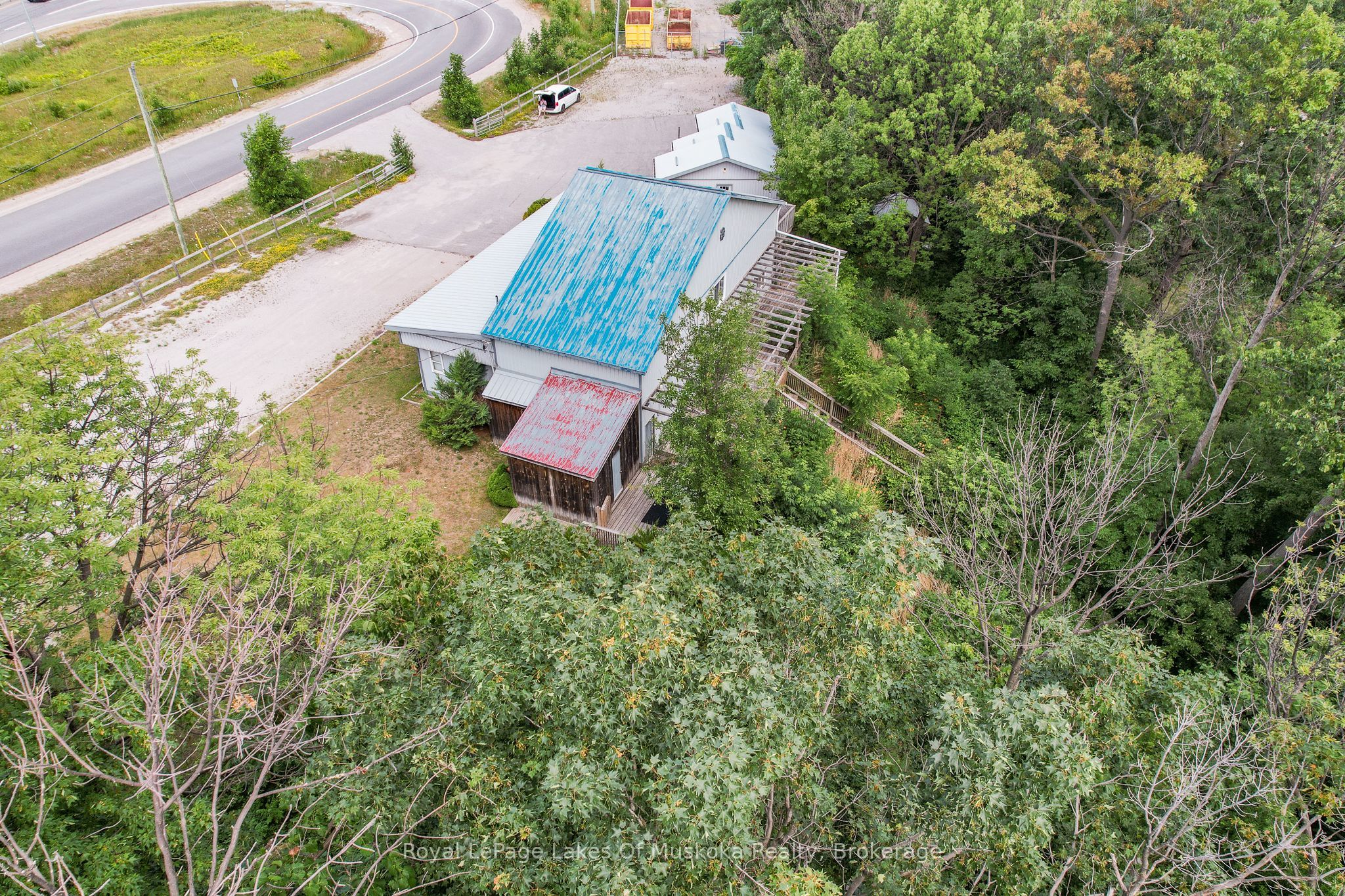 4201 Huronia Road Property Photo 6