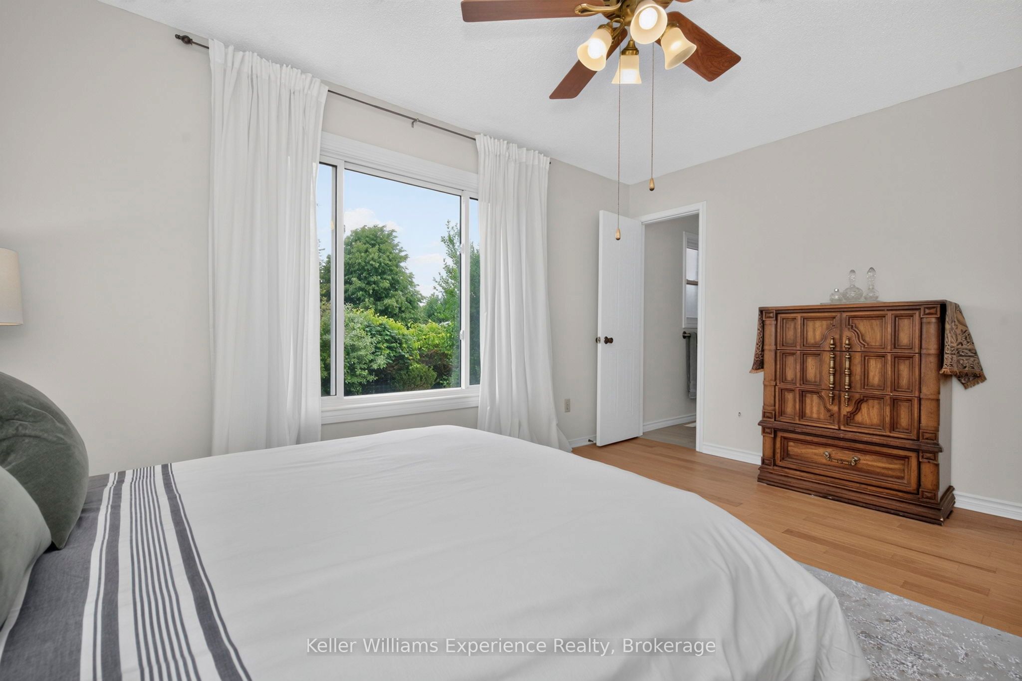 922 Playfair Road Property Photo 17