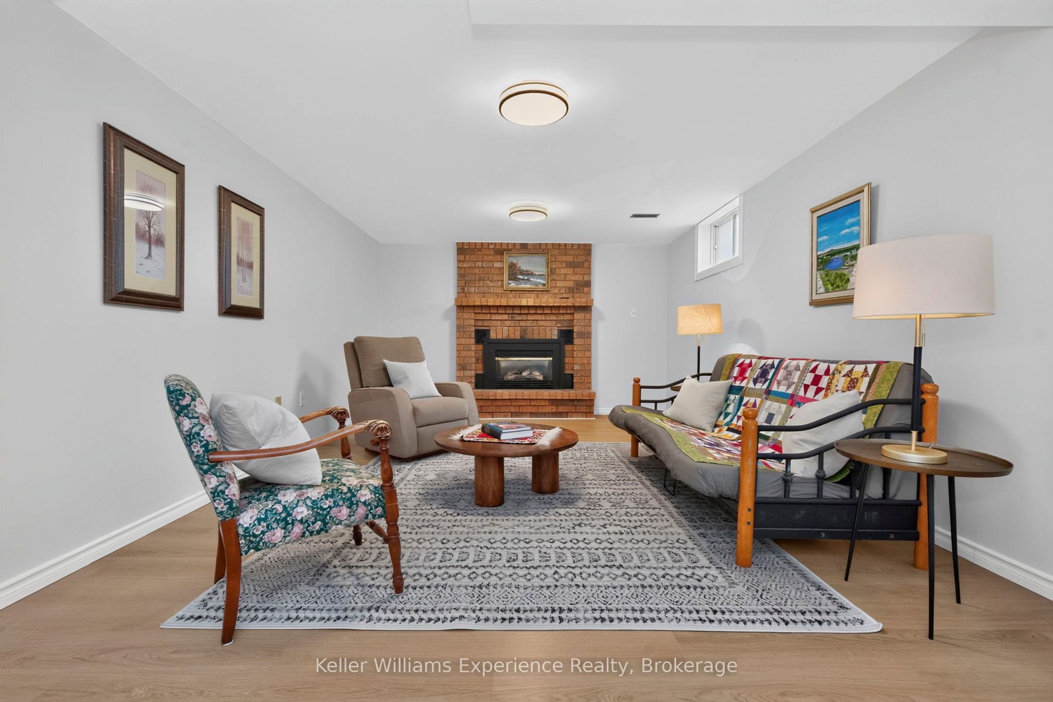 922 Playfair Road Property Photo 25