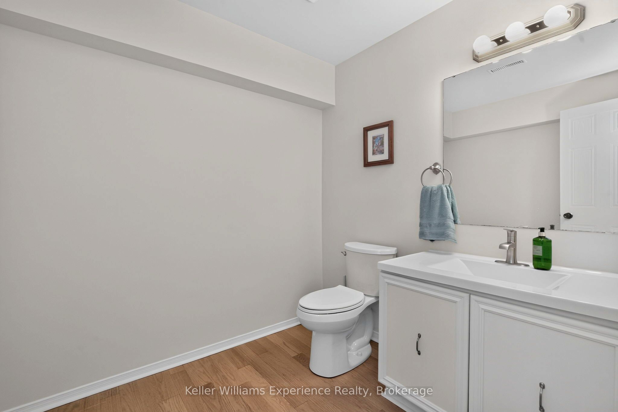 922 Playfair Road Property Photo 31
