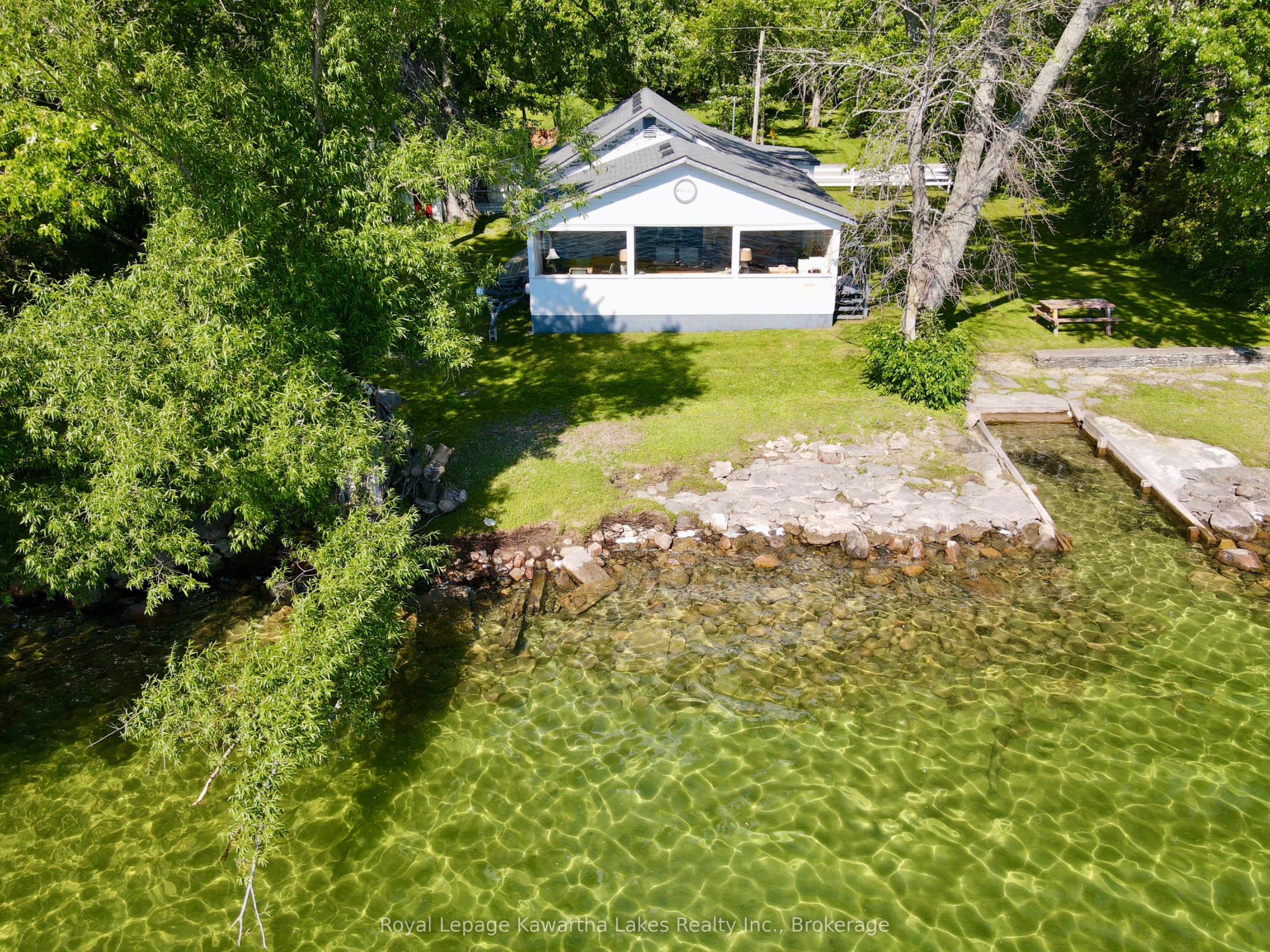2636+ Lakeshore Drive Property Photo 6