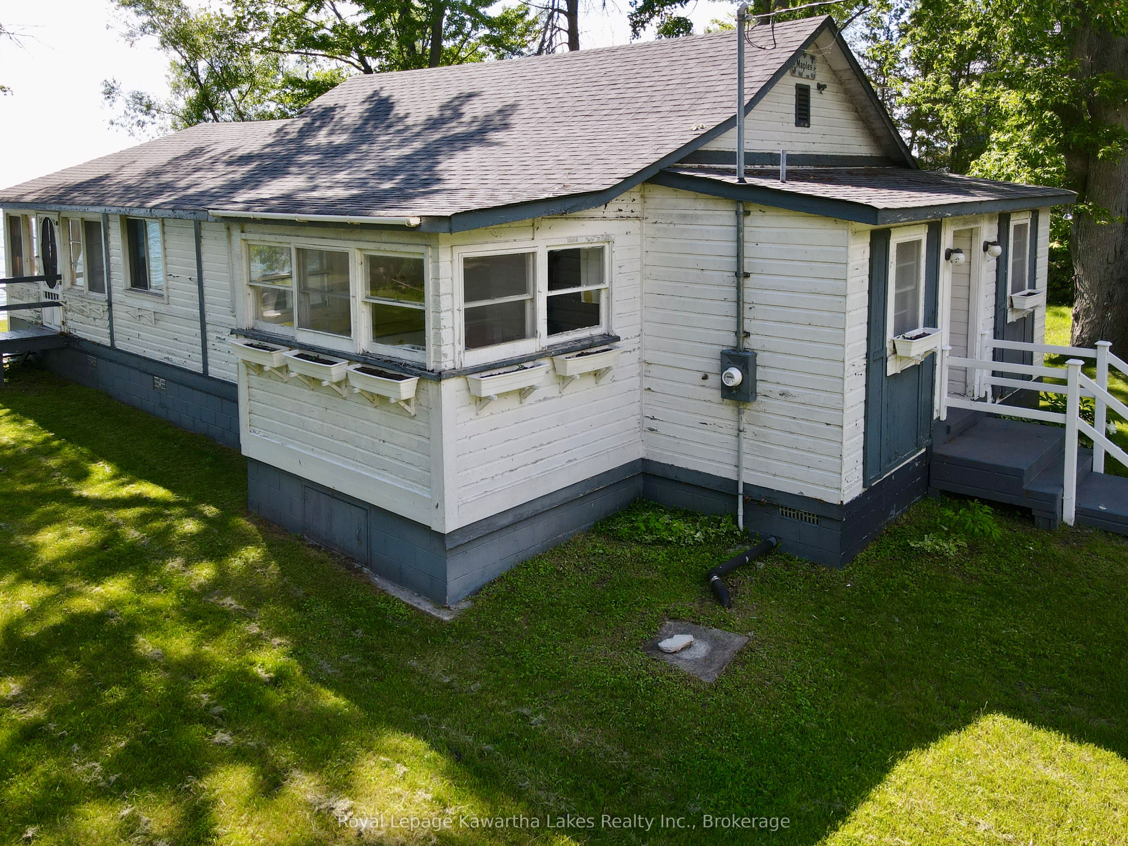 2636+ Lakeshore Drive Property Photo 13