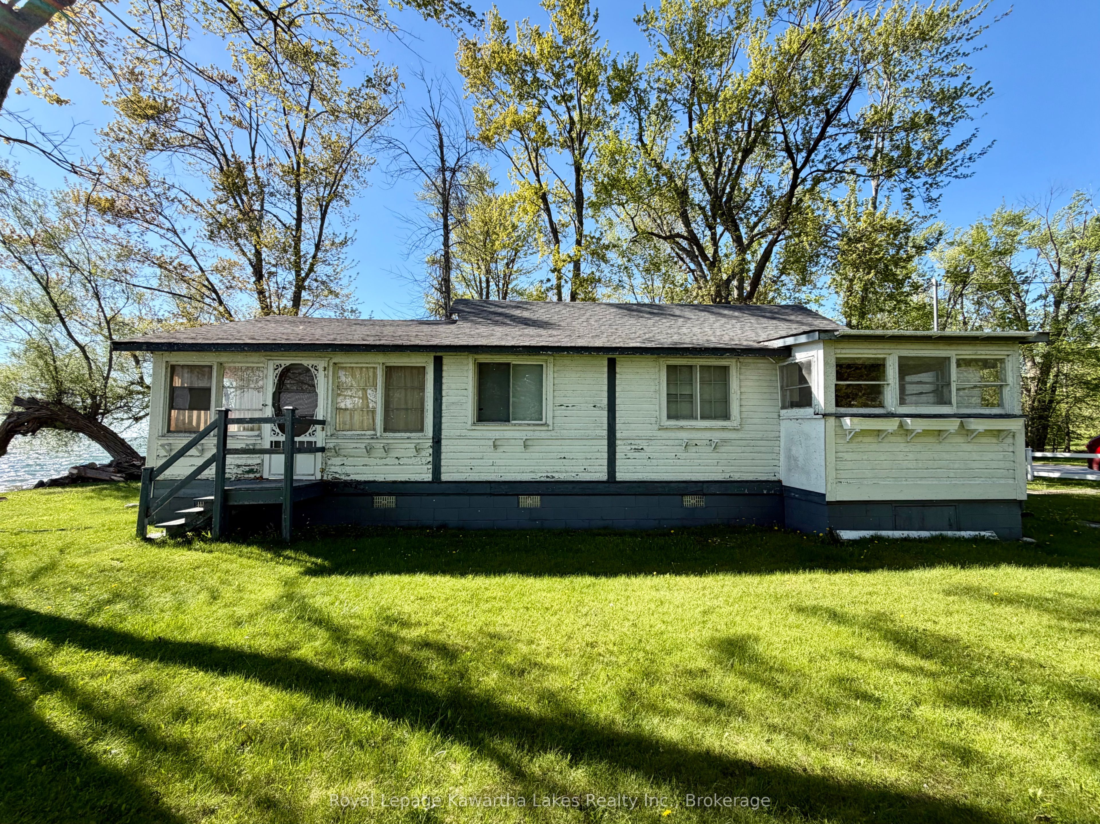 2636+ Lakeshore Drive Property Photo 15
