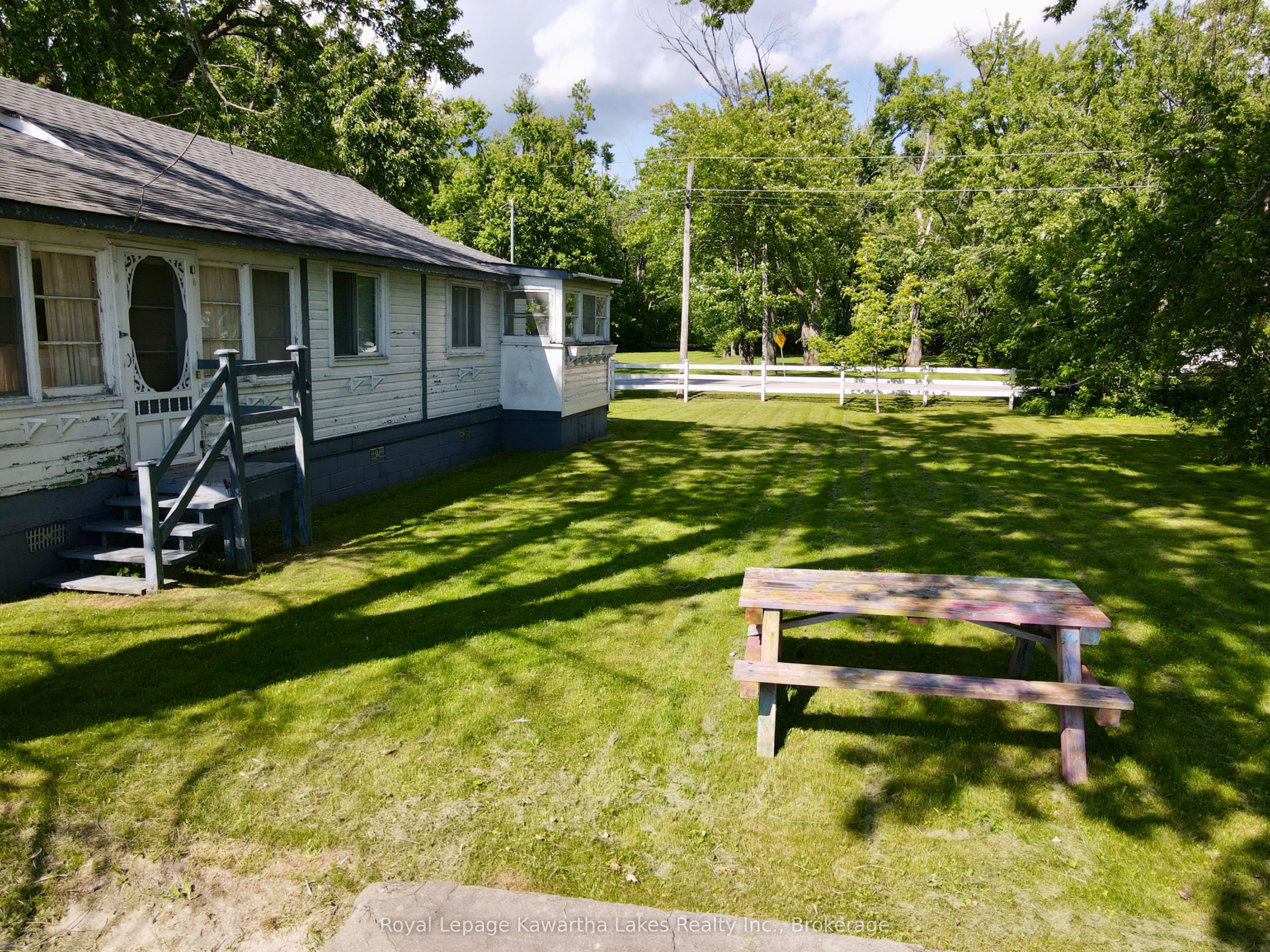 2636+ Lakeshore Drive Property Photo 16