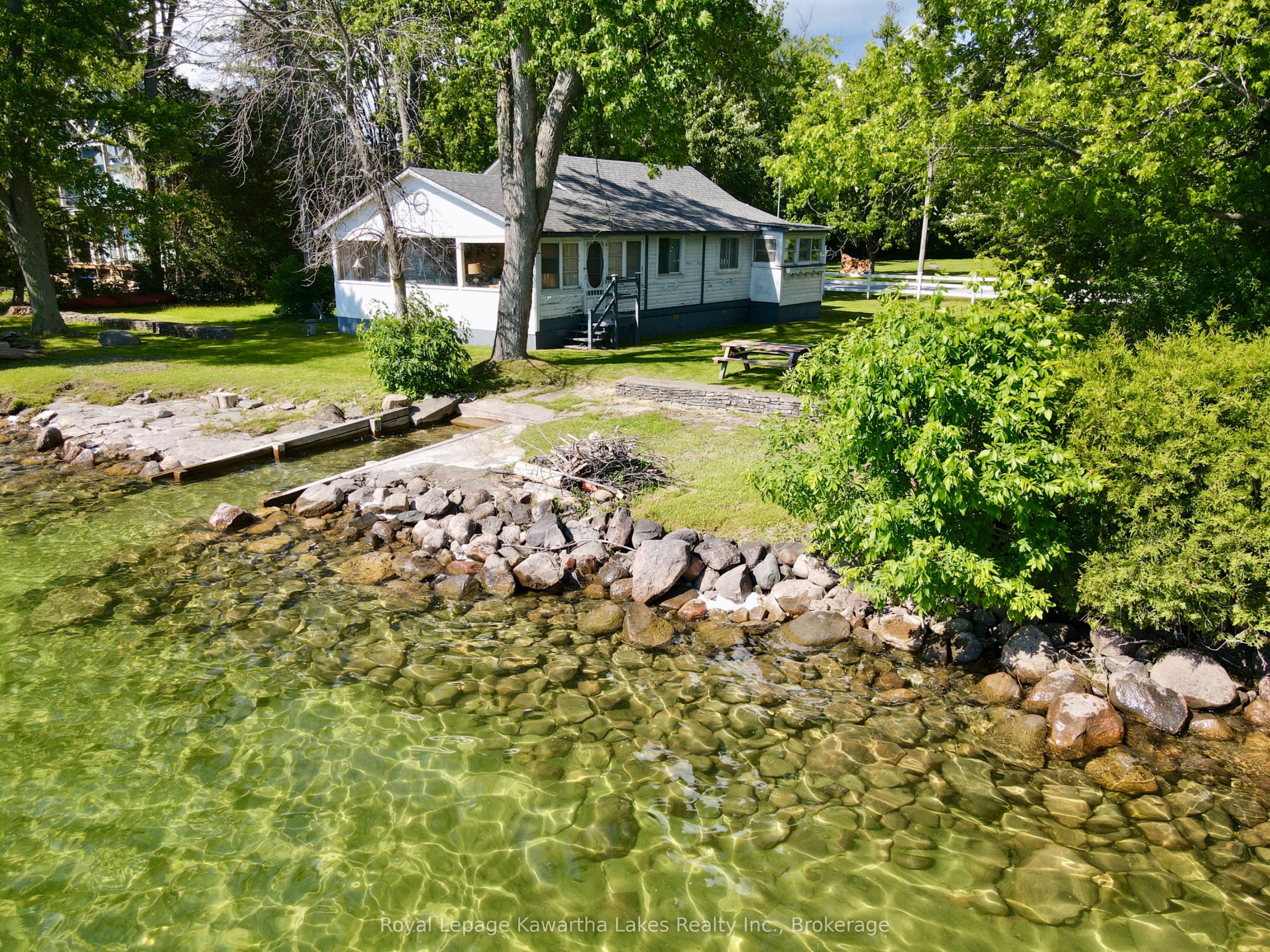 2636+ Lakeshore Drive Property Photo 20