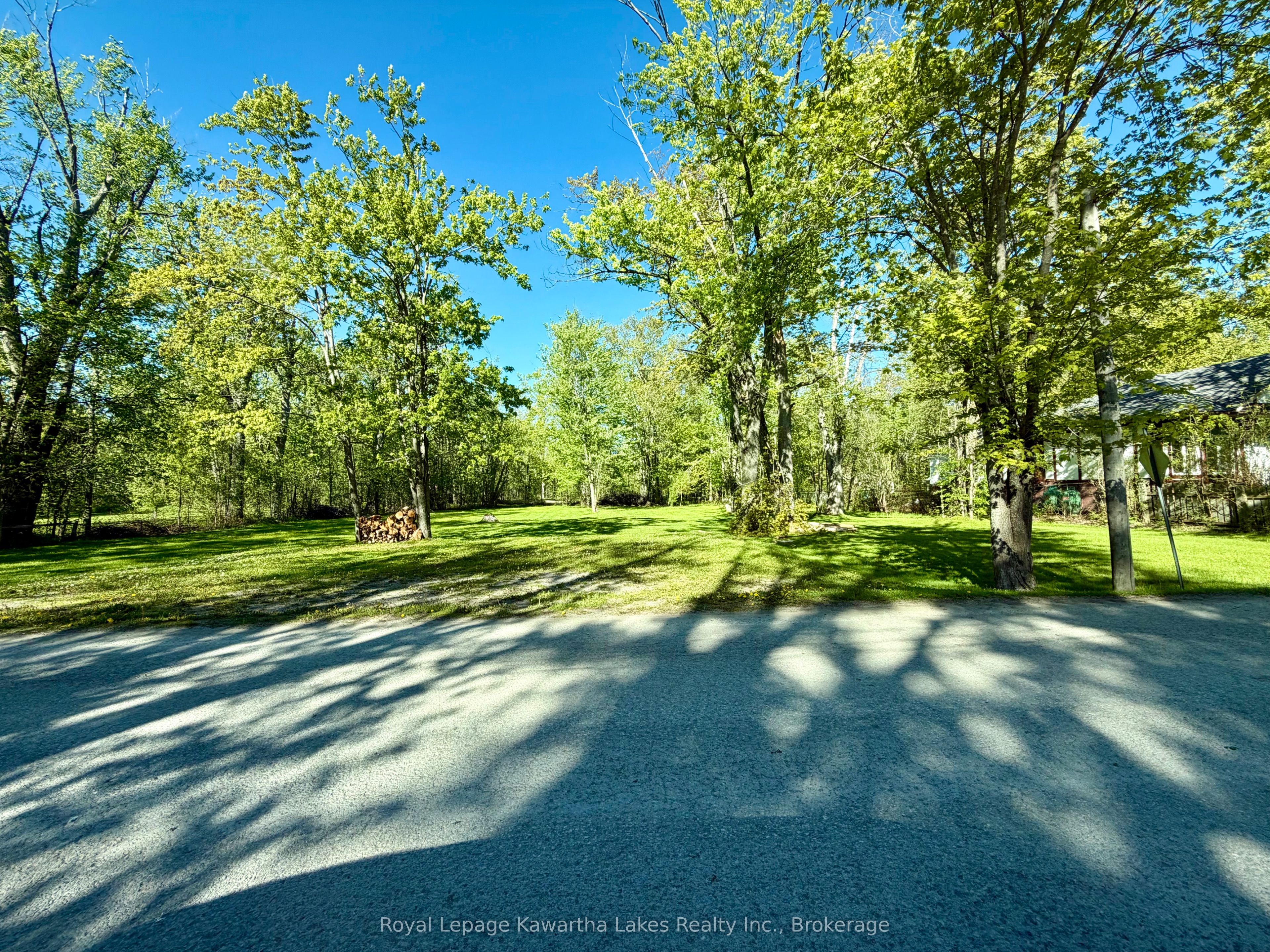 2636+ Lakeshore Drive Property Photo 23