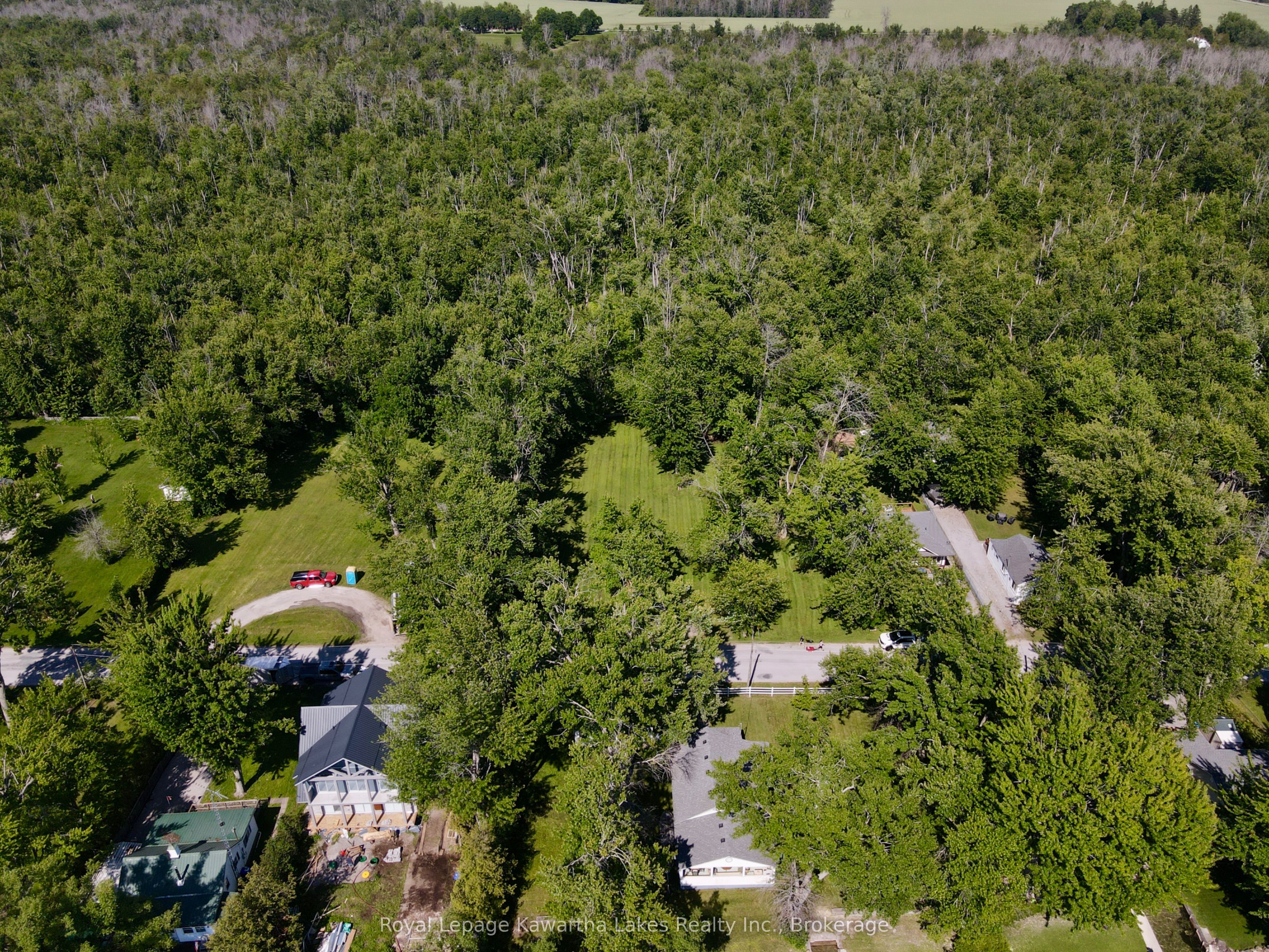 2636+ Lakeshore Drive Property Photo 33