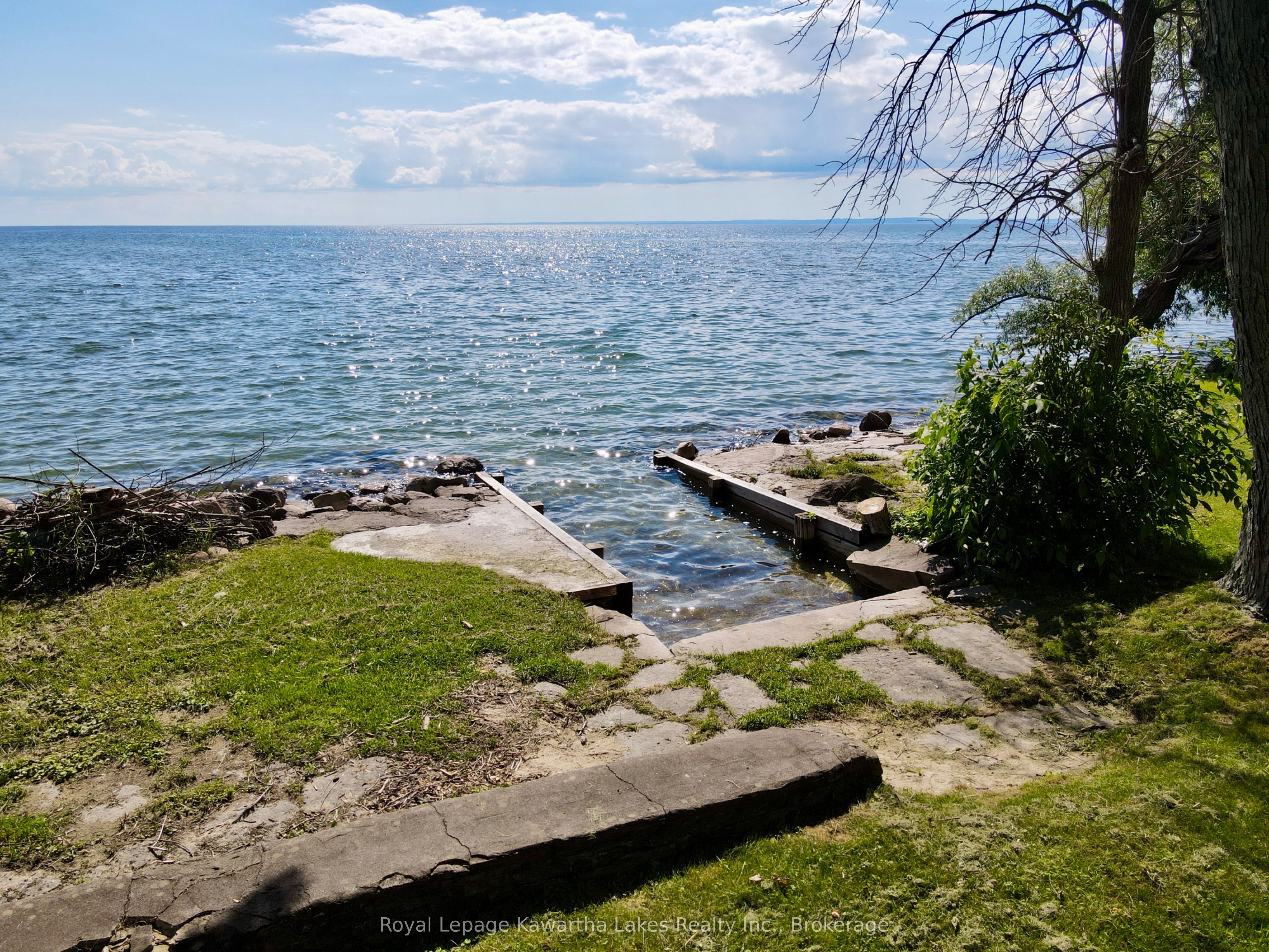 2636+ Lakeshore Drive Property Photo 35